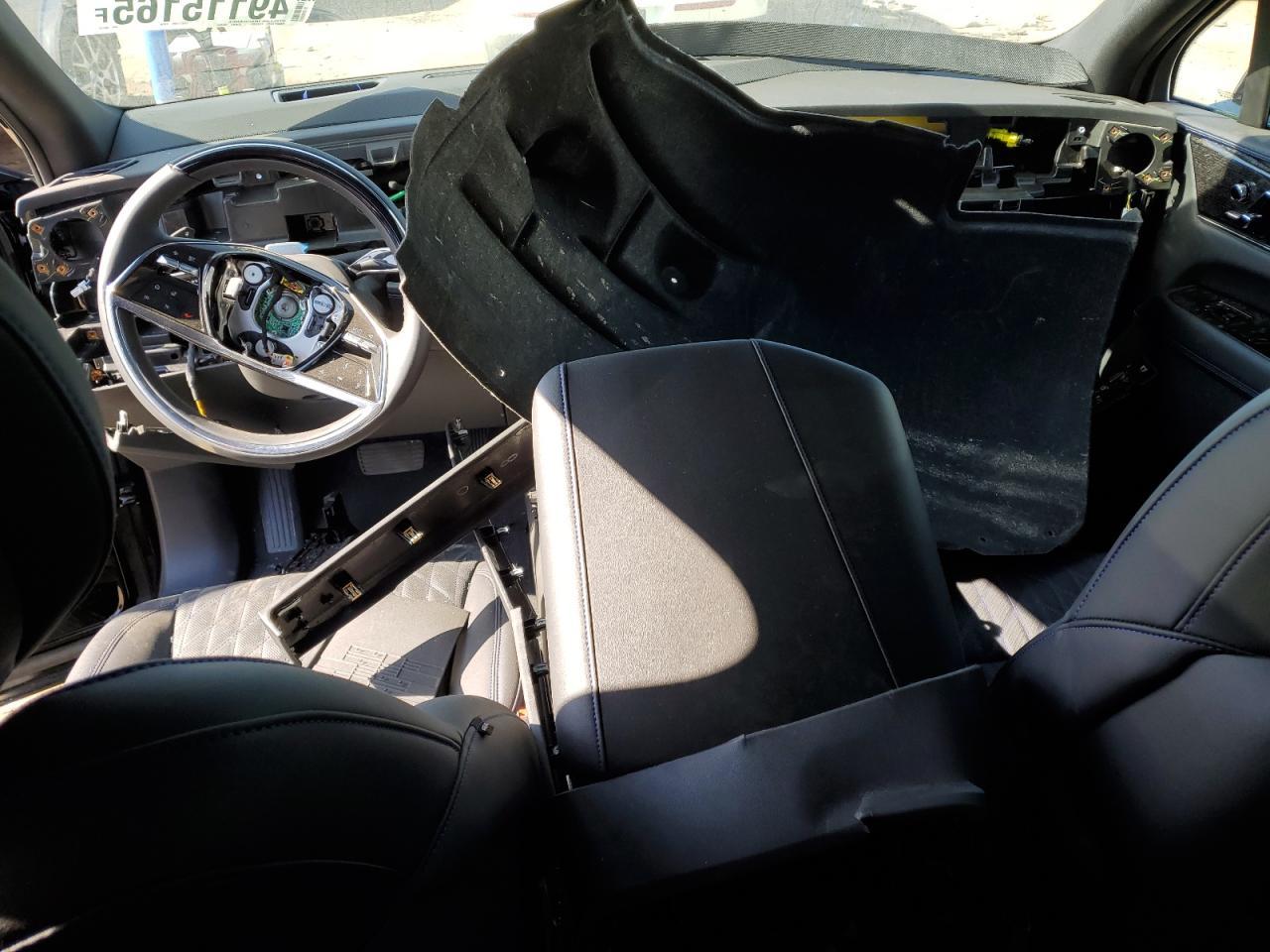 2025 CADILLAC ESCALADE
