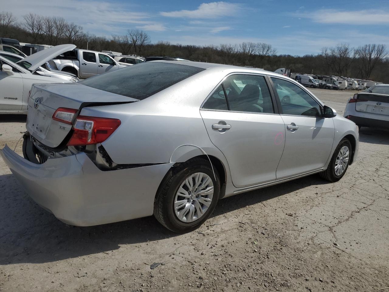 2012 TOYOTA CAMRY