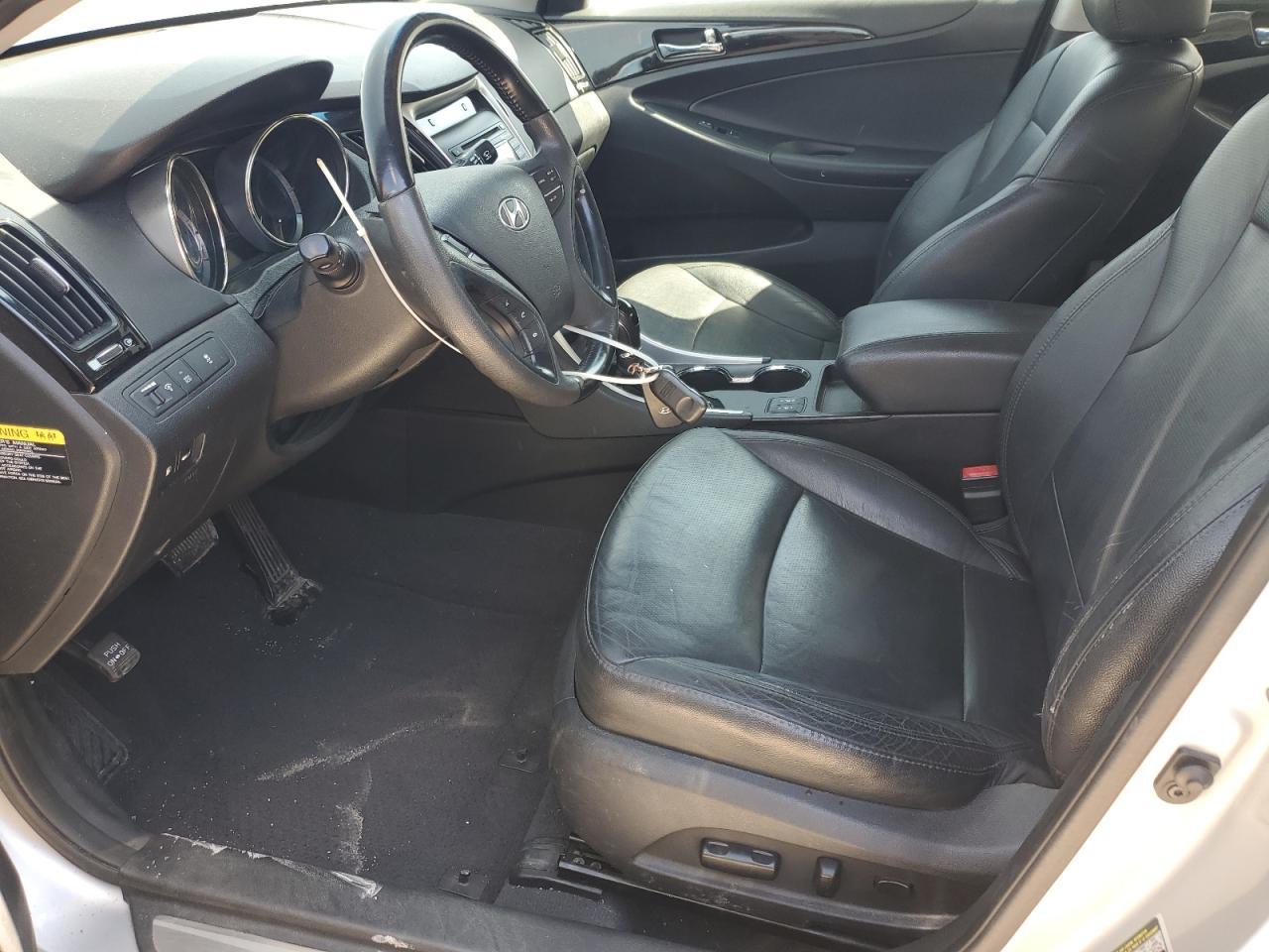 2012 HYUNDAI SONATA