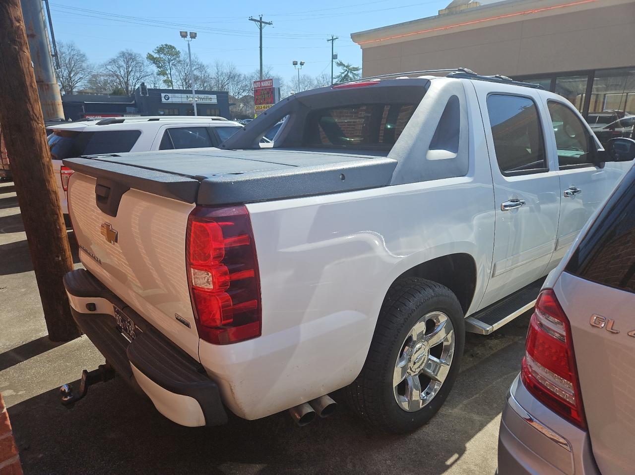 2011 CHEVROLET Avalanche