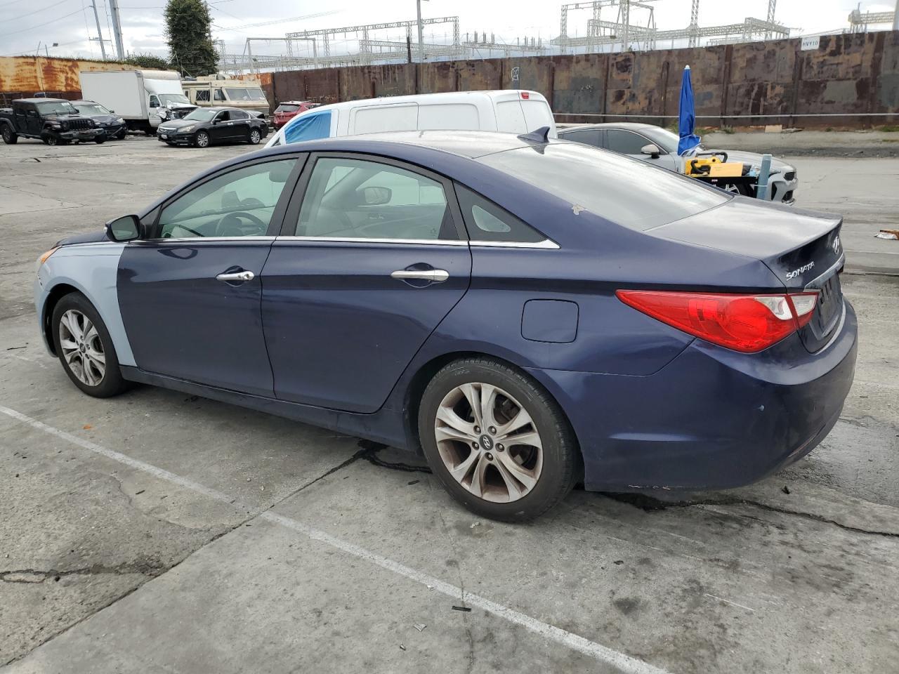 2011 HYUNDAI SONATA