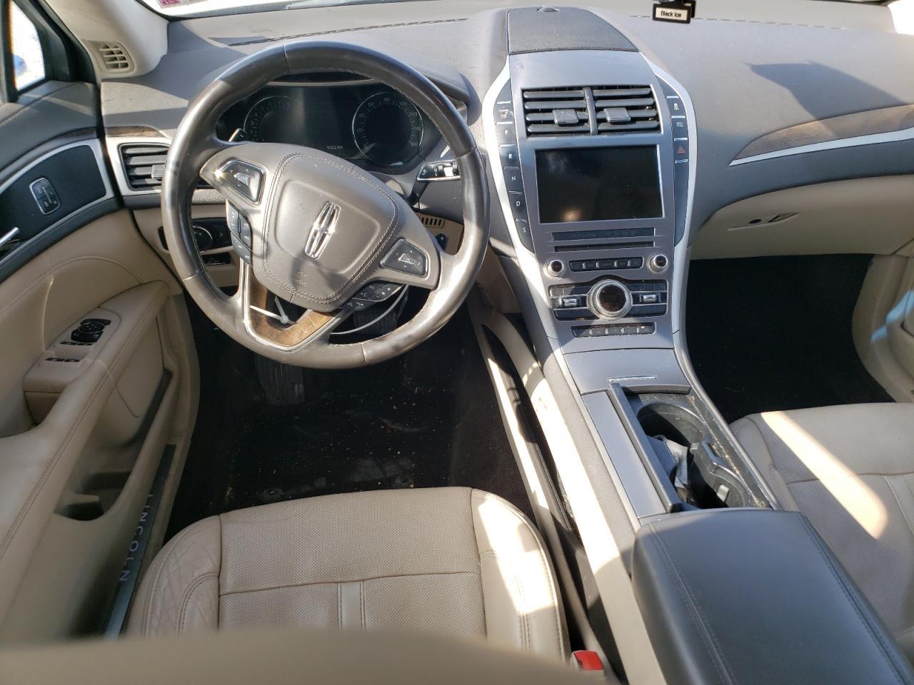 2017 LINCOLN MKZ
