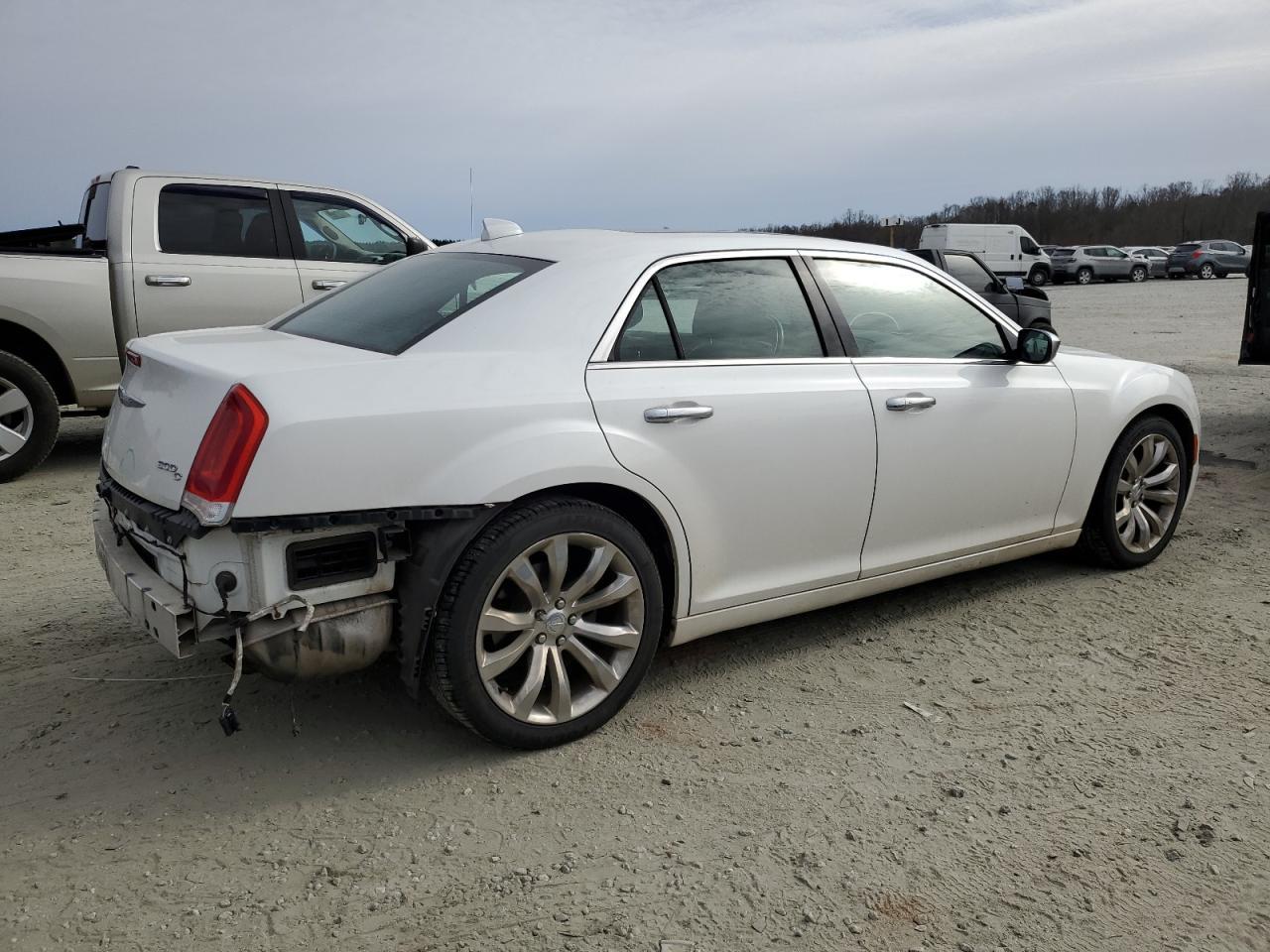 2015 CHRYSLER 300