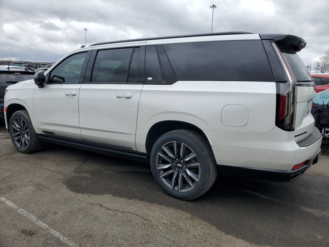 2023 CADILLAC ESCALADE