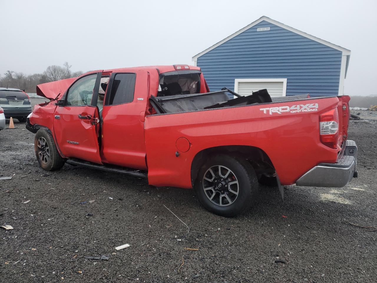 2015 TOYOTA TUNDRA