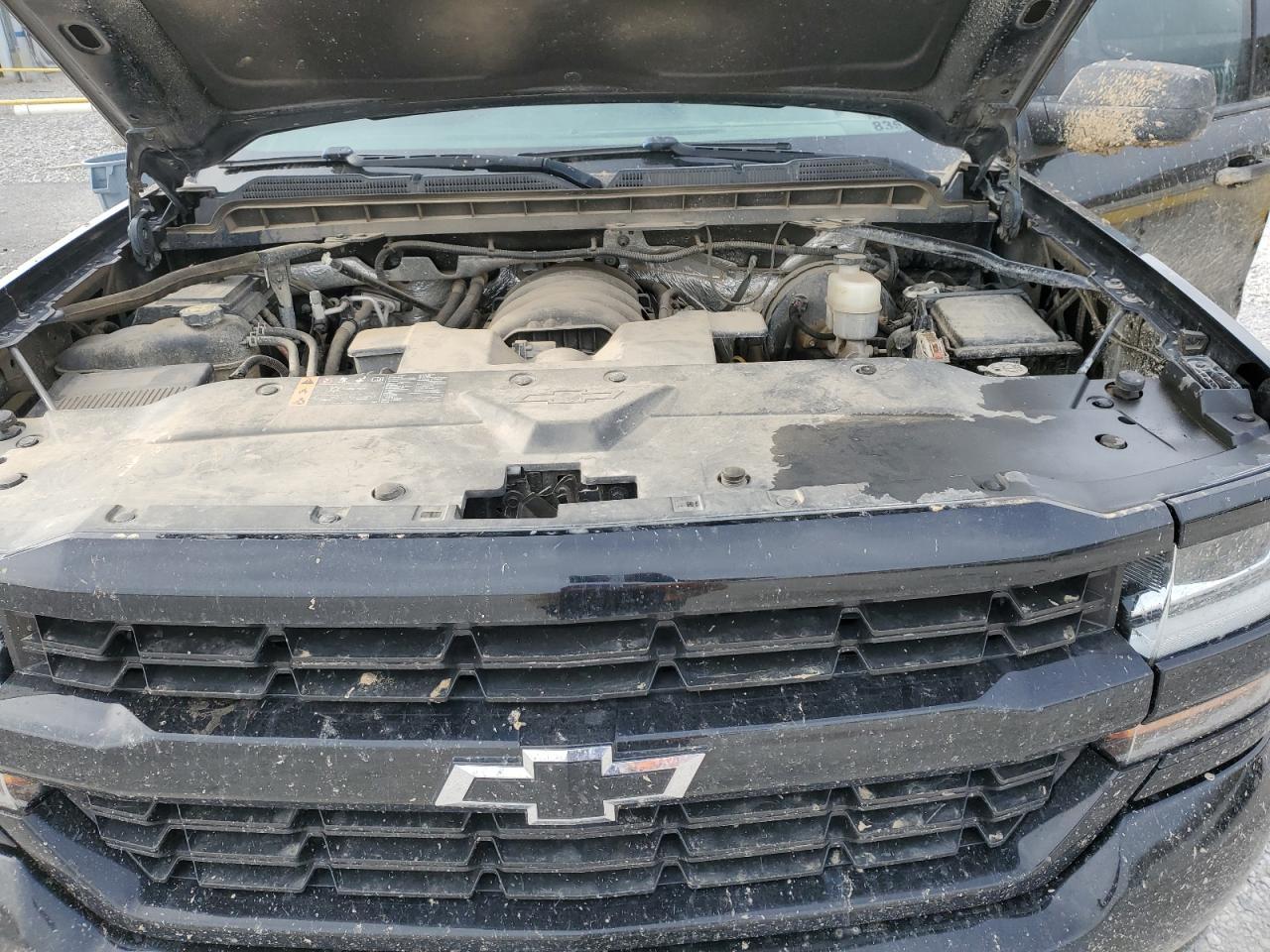 2018 CHEVROLET Silverado
