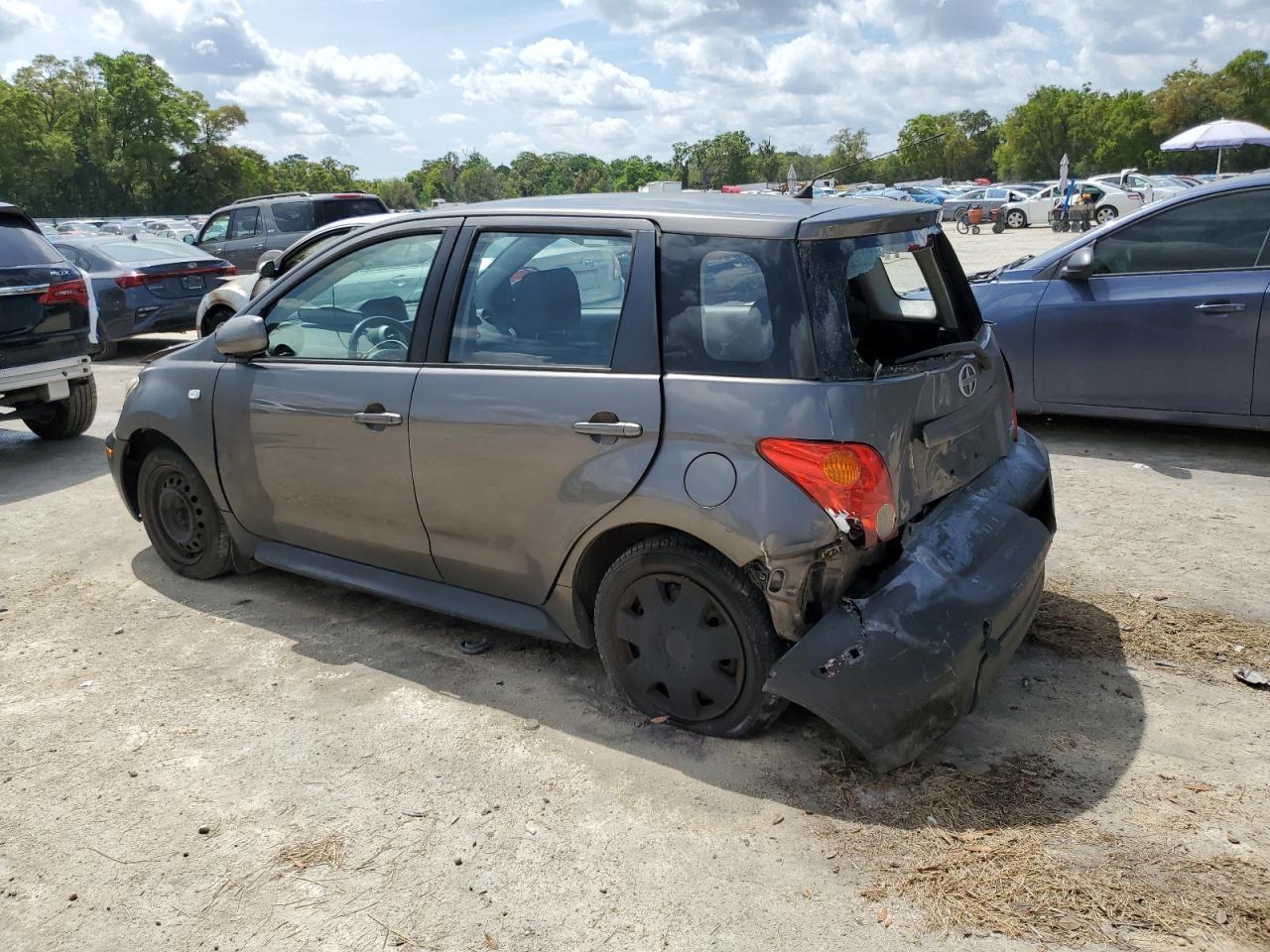 2005 TOYOTA SCION