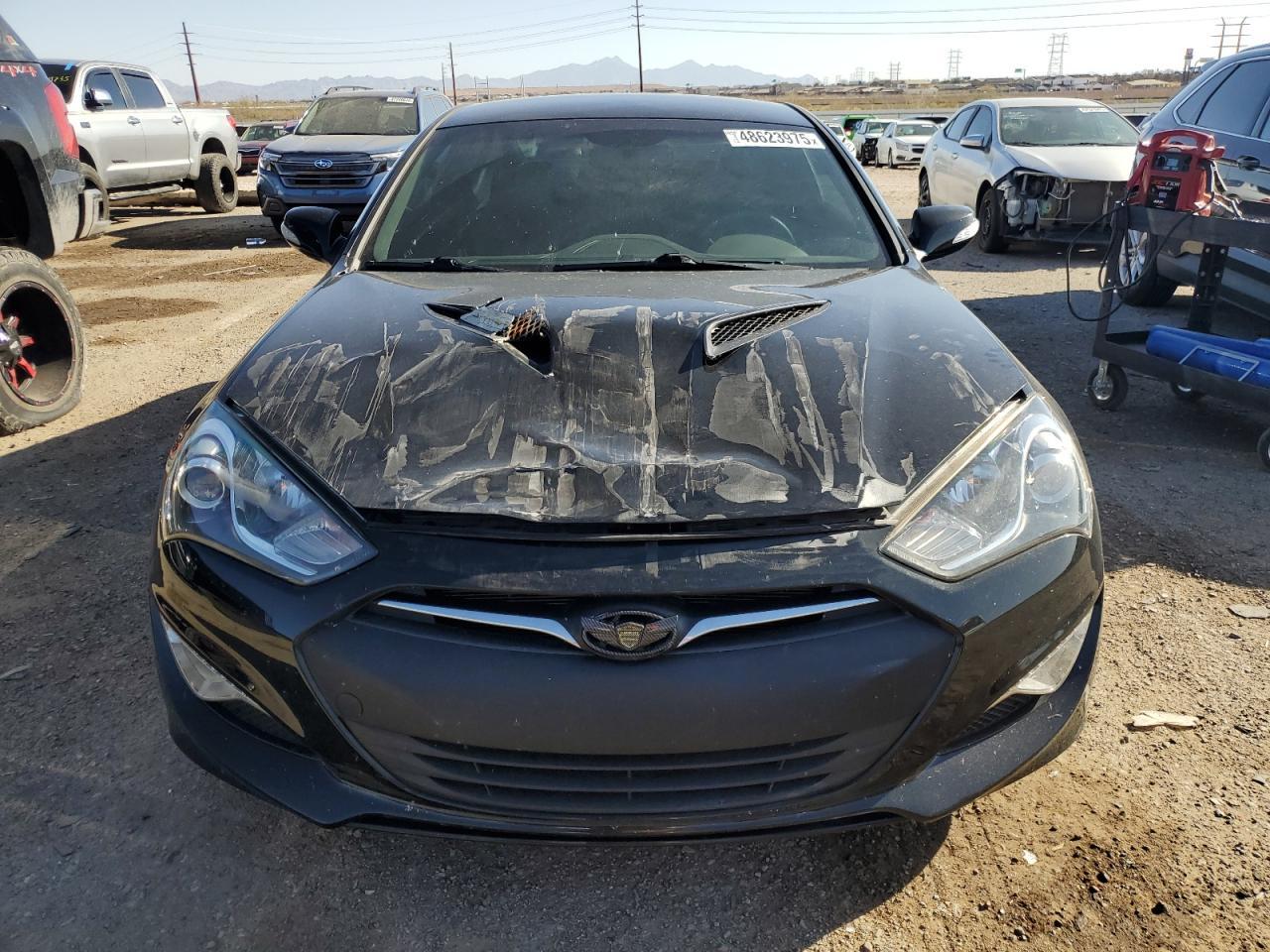 2016 HYUNDAI GENESIS