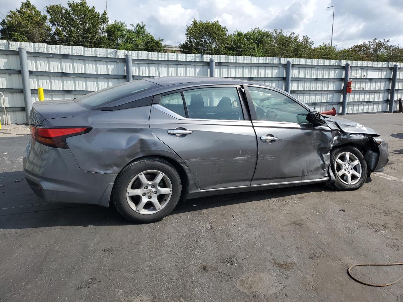 2022 NISSAN ALTIMA