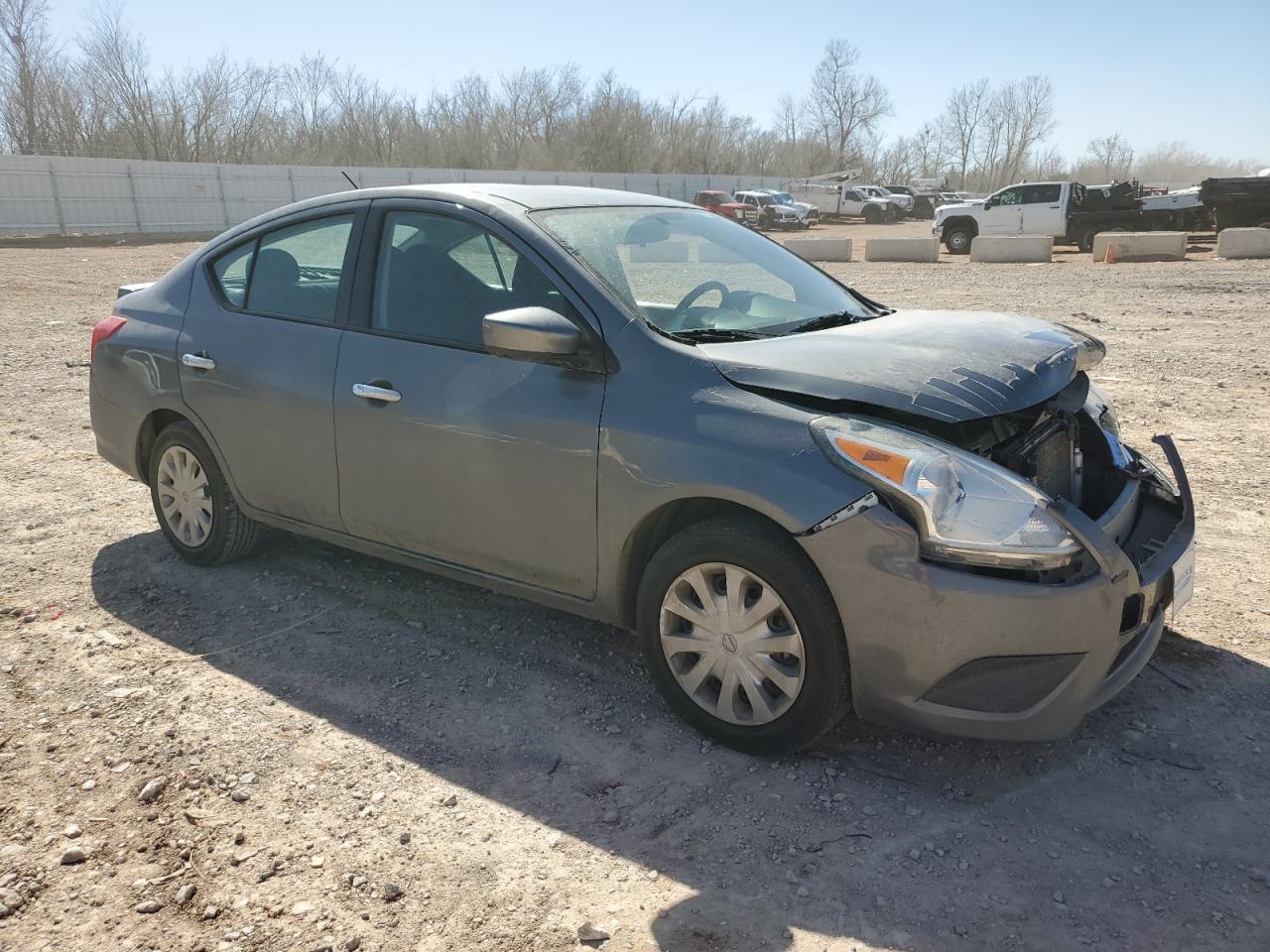 2019 NISSAN VERSA