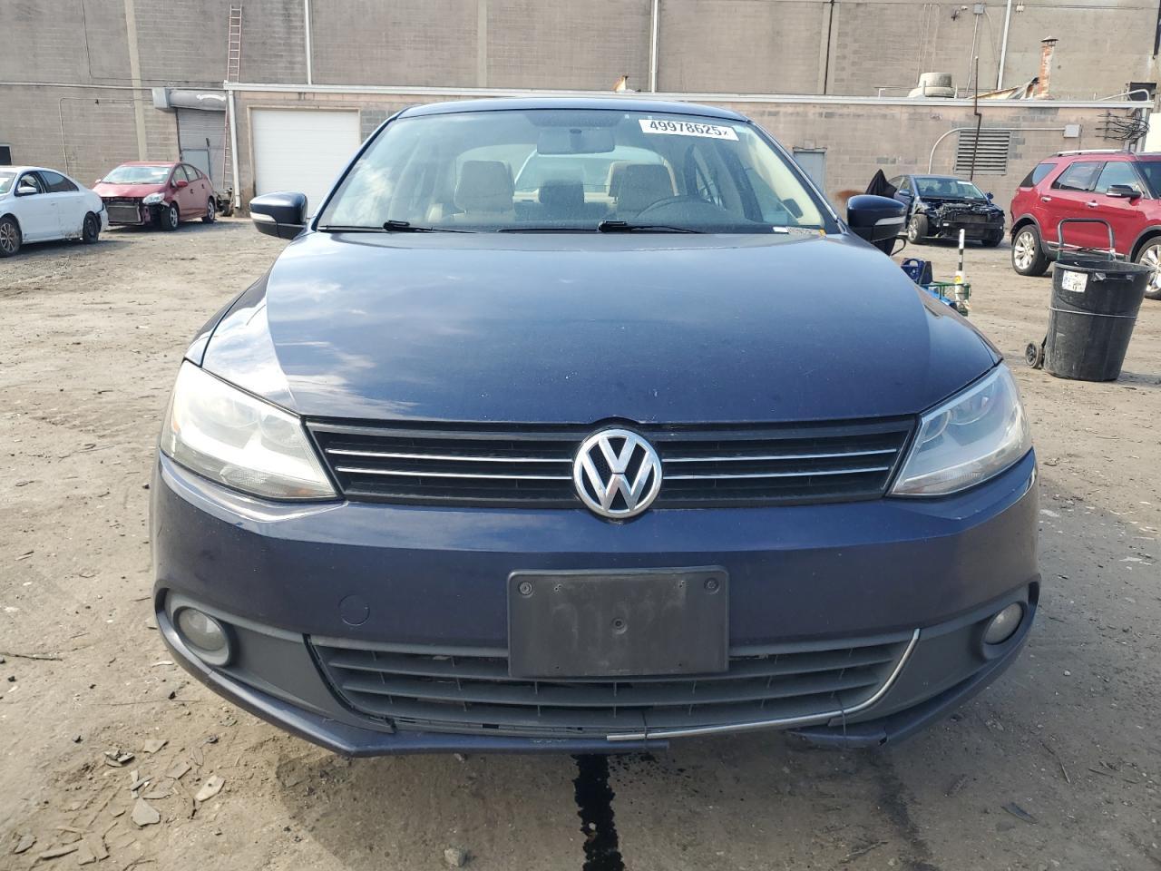 2012 VOLKSWAGEN JETTA