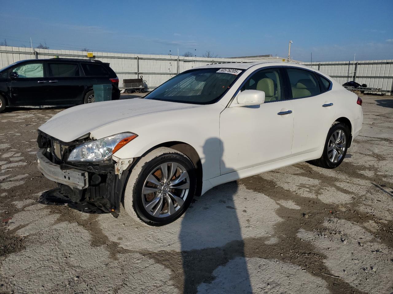 2013 INFINITI M37