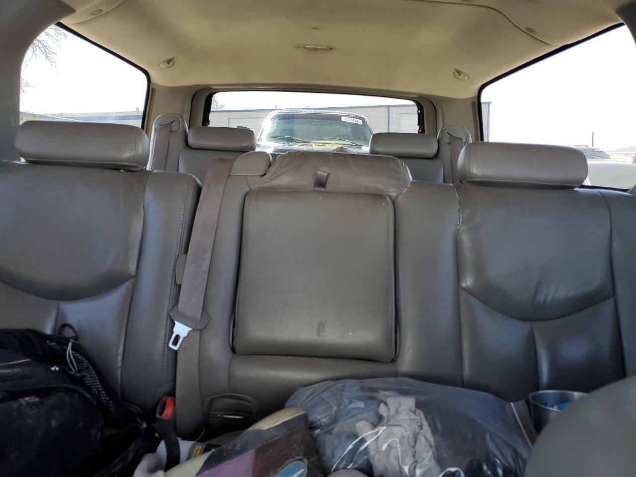 2005 CHEVROLET Suburban