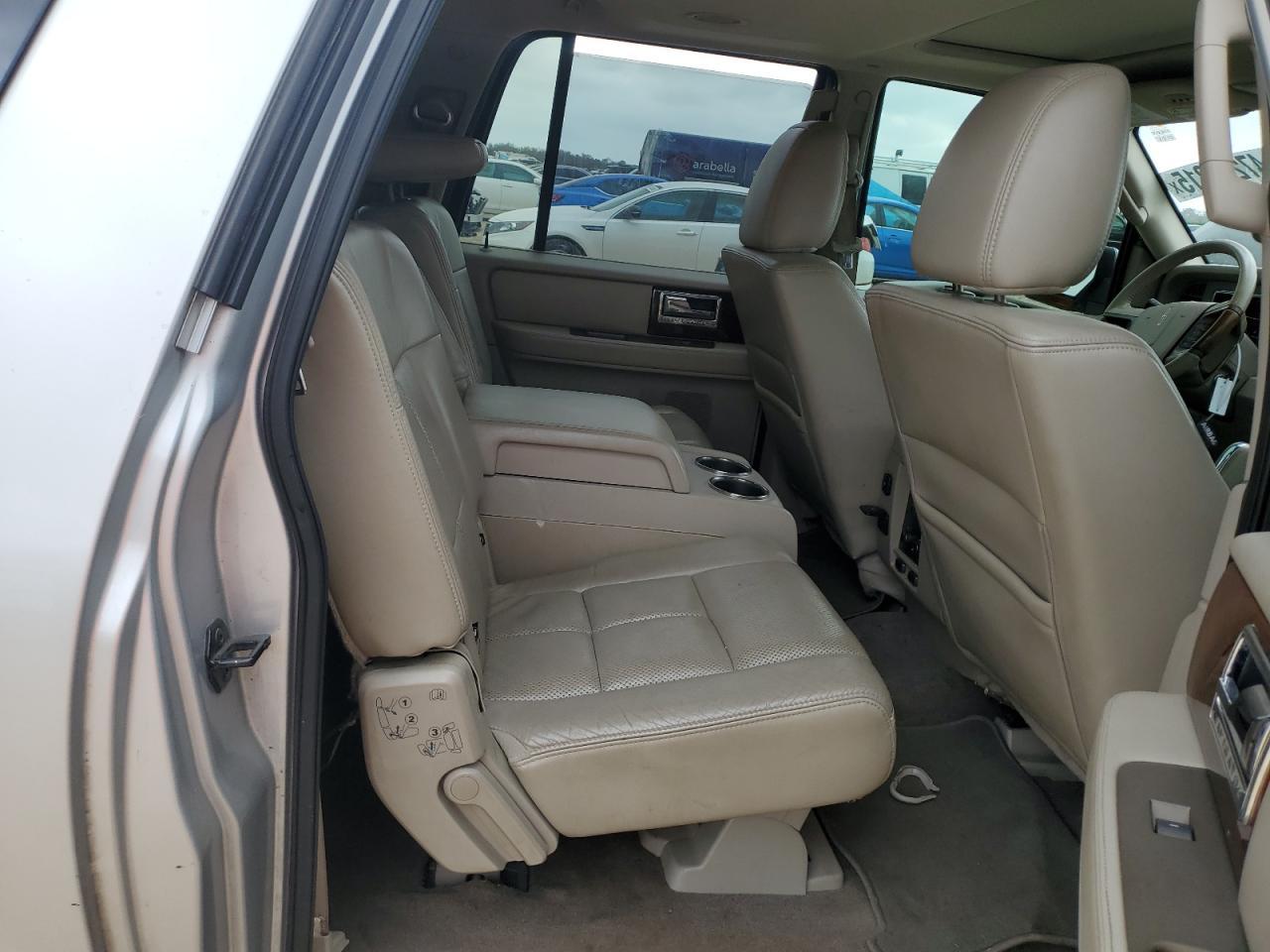 2012 LINCOLN Navigator