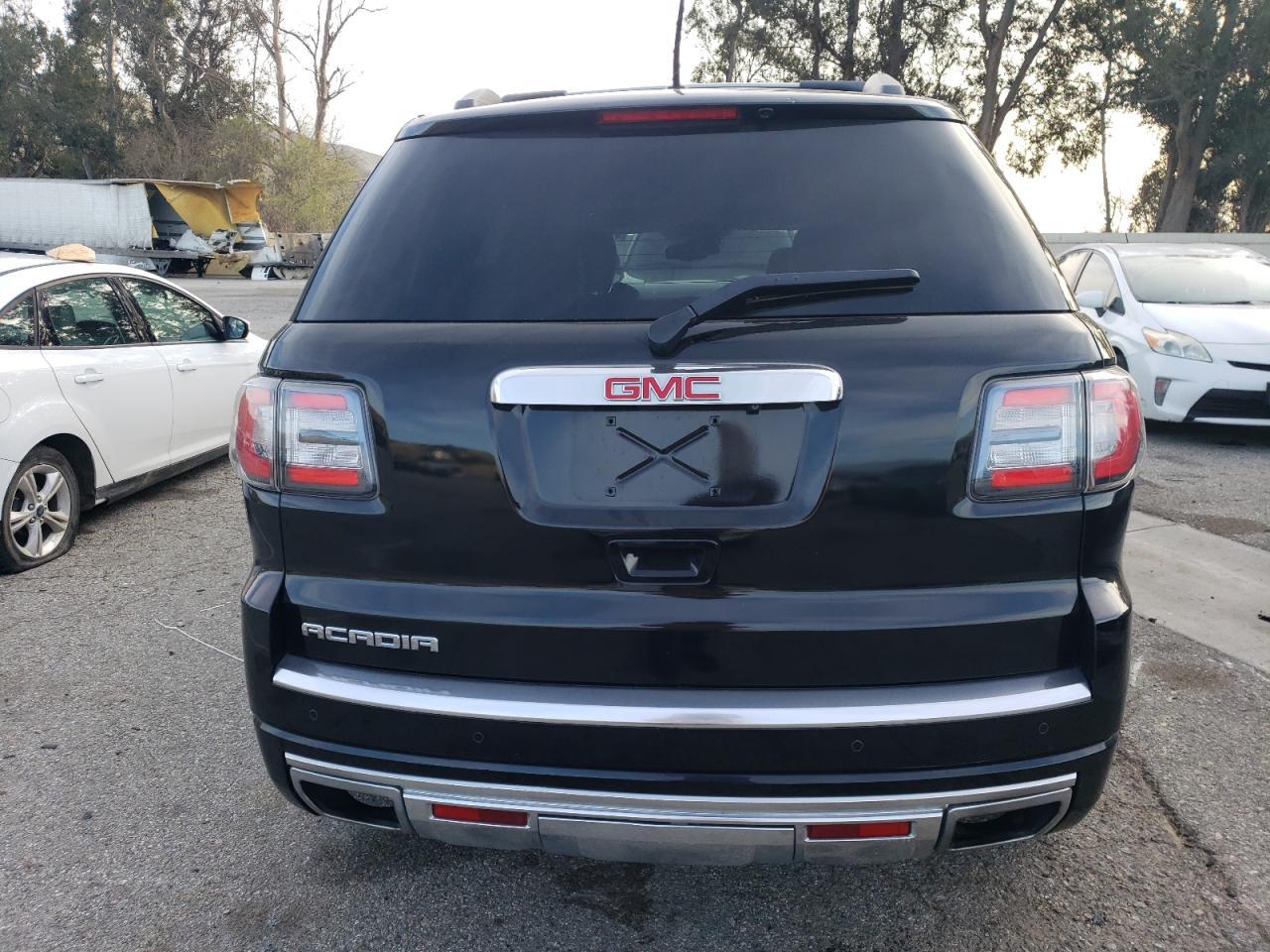 2016 GMC ACADIA
