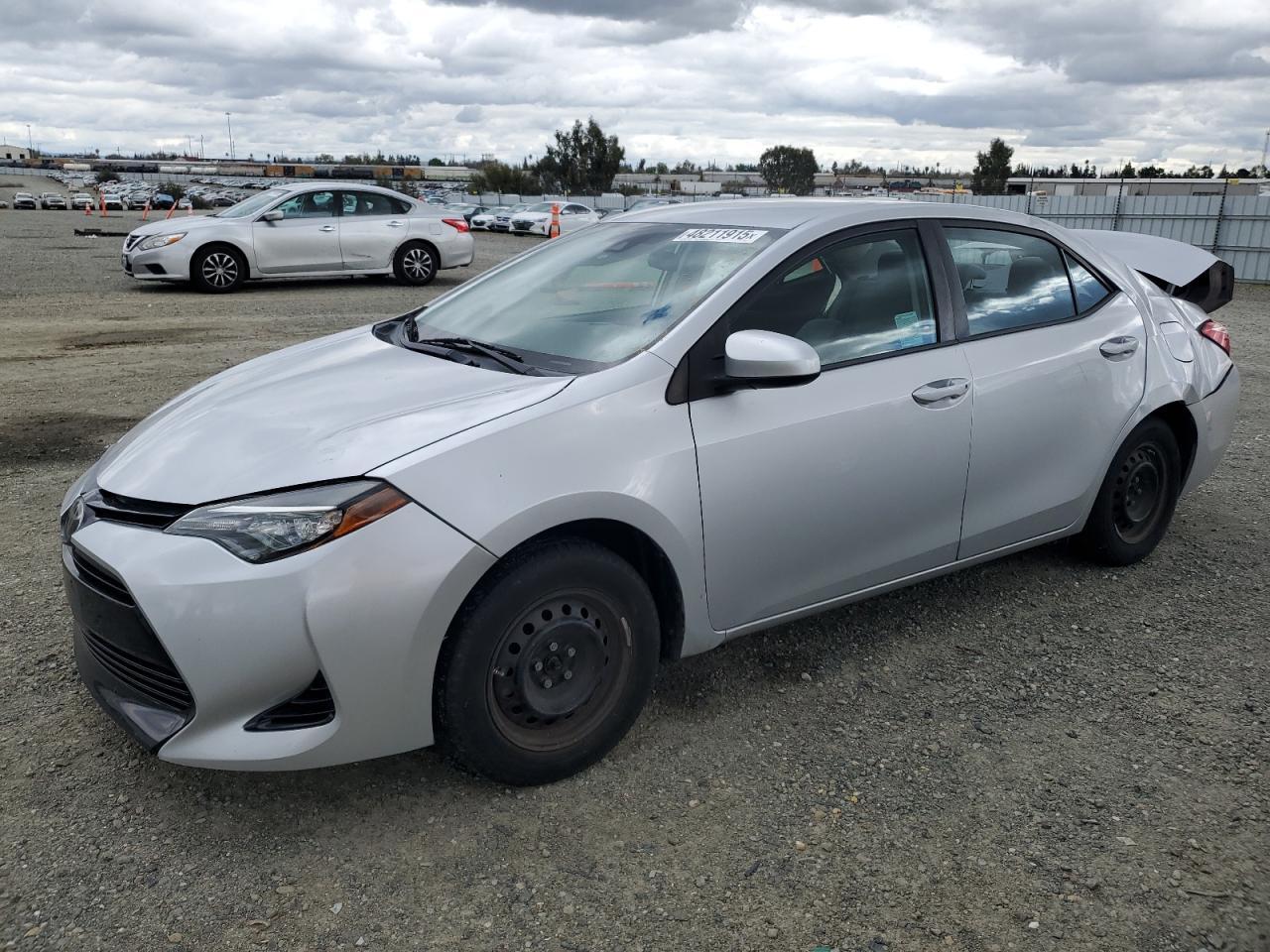 2017 TOYOTA COROLLA