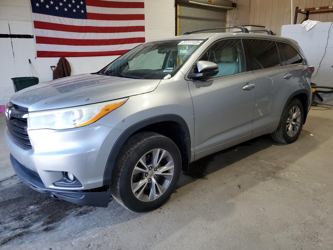 2014 TOYOTA HIGHLANDER
