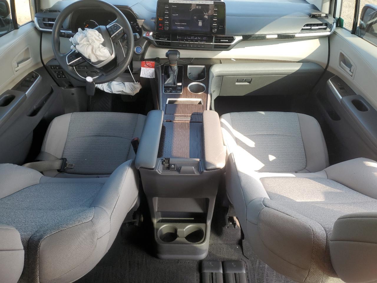 2021 TOYOTA SIENNA