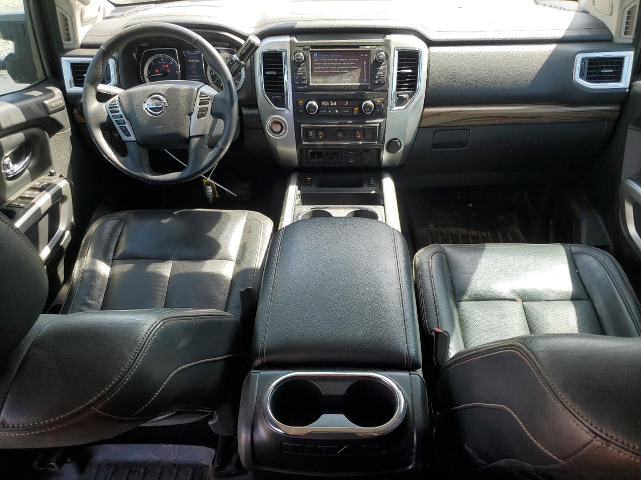 2016 NISSAN Titan