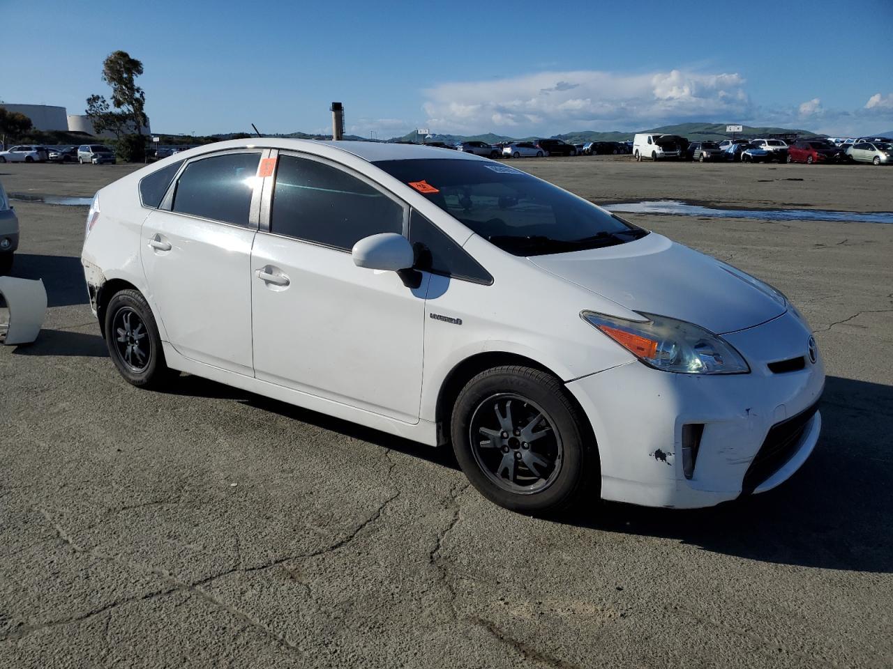 2015 TOYOTA PRIUS