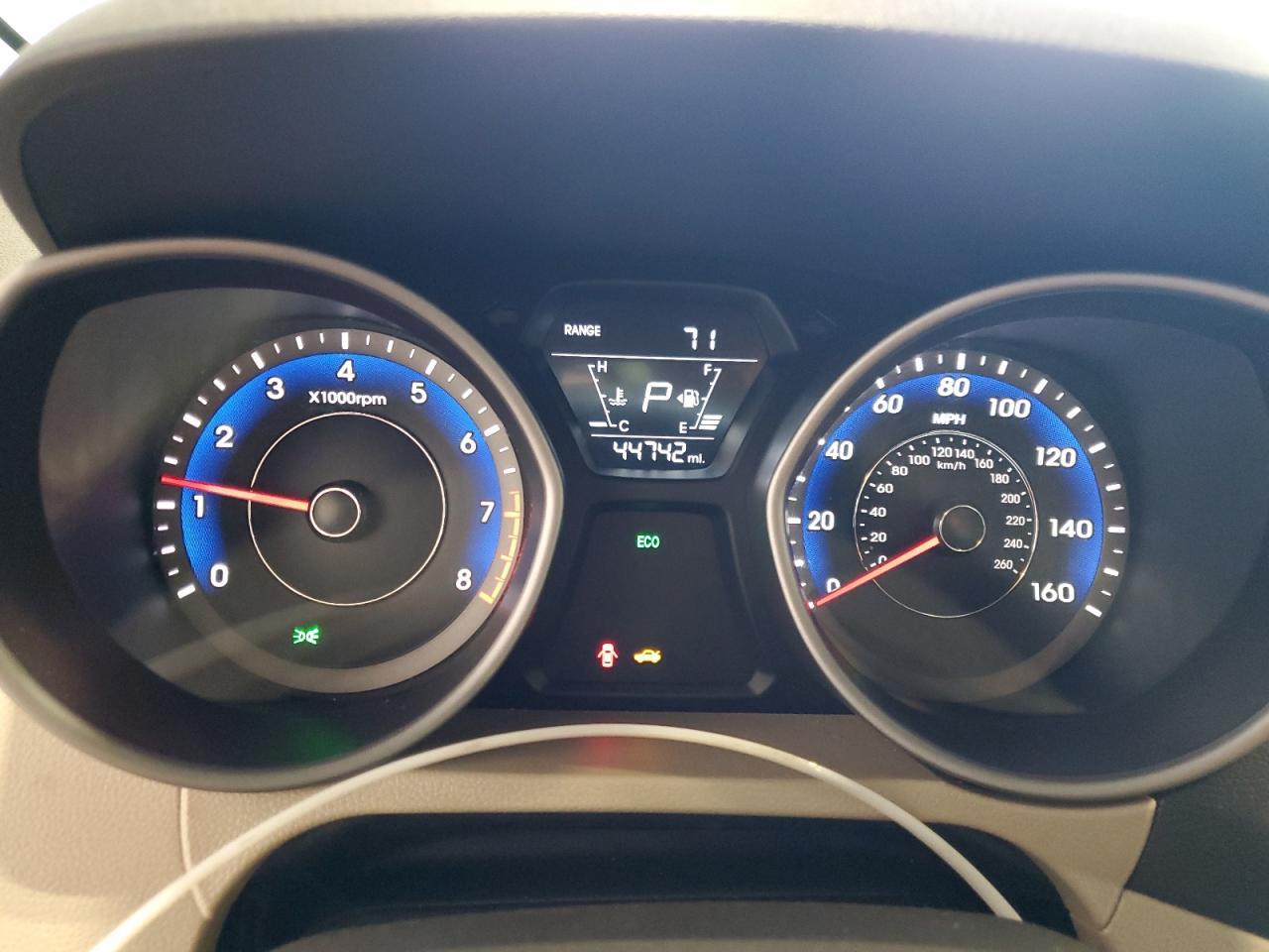2014 HYUNDAI ELANTRA