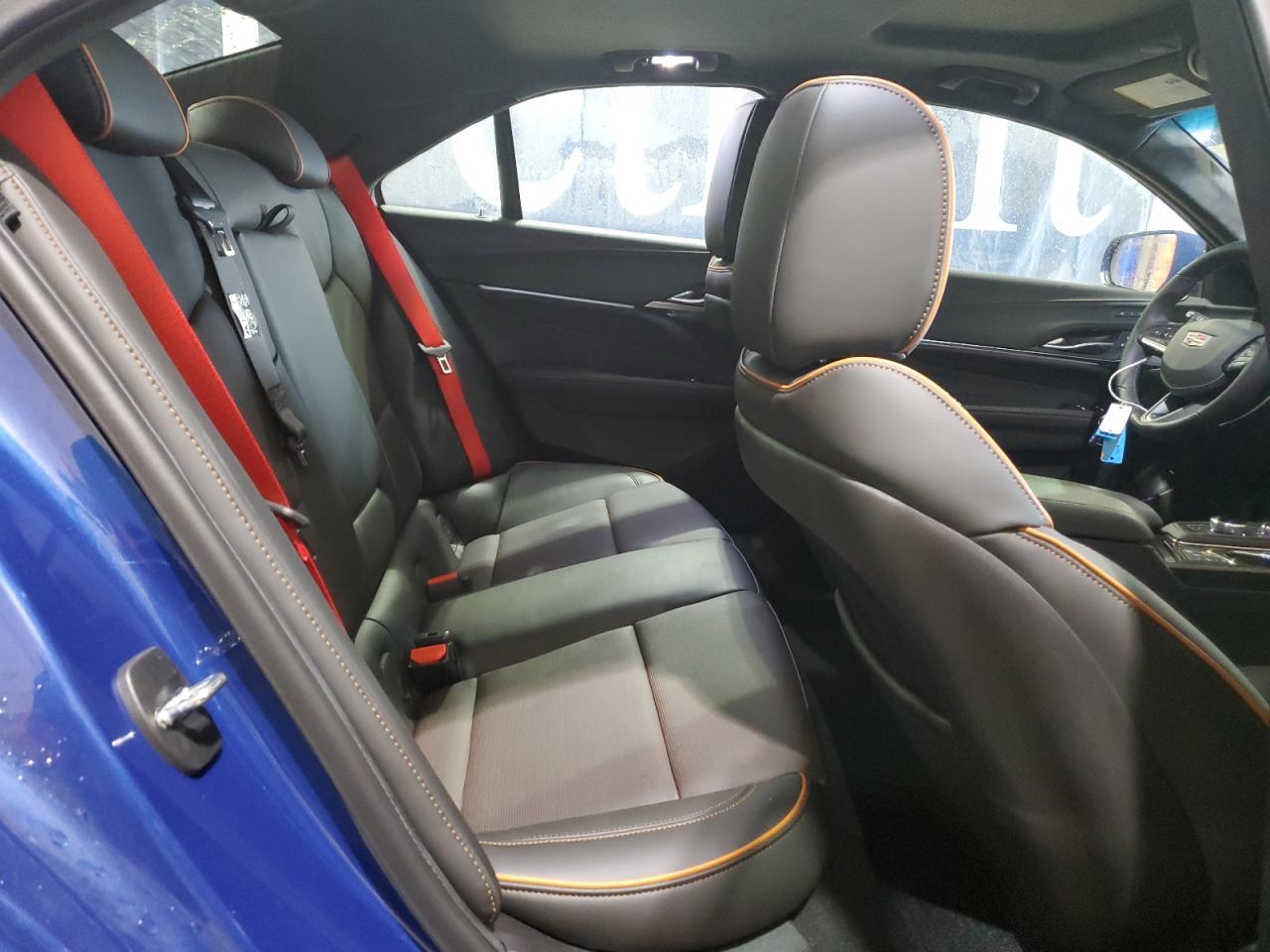2023 CADILLAC CT4