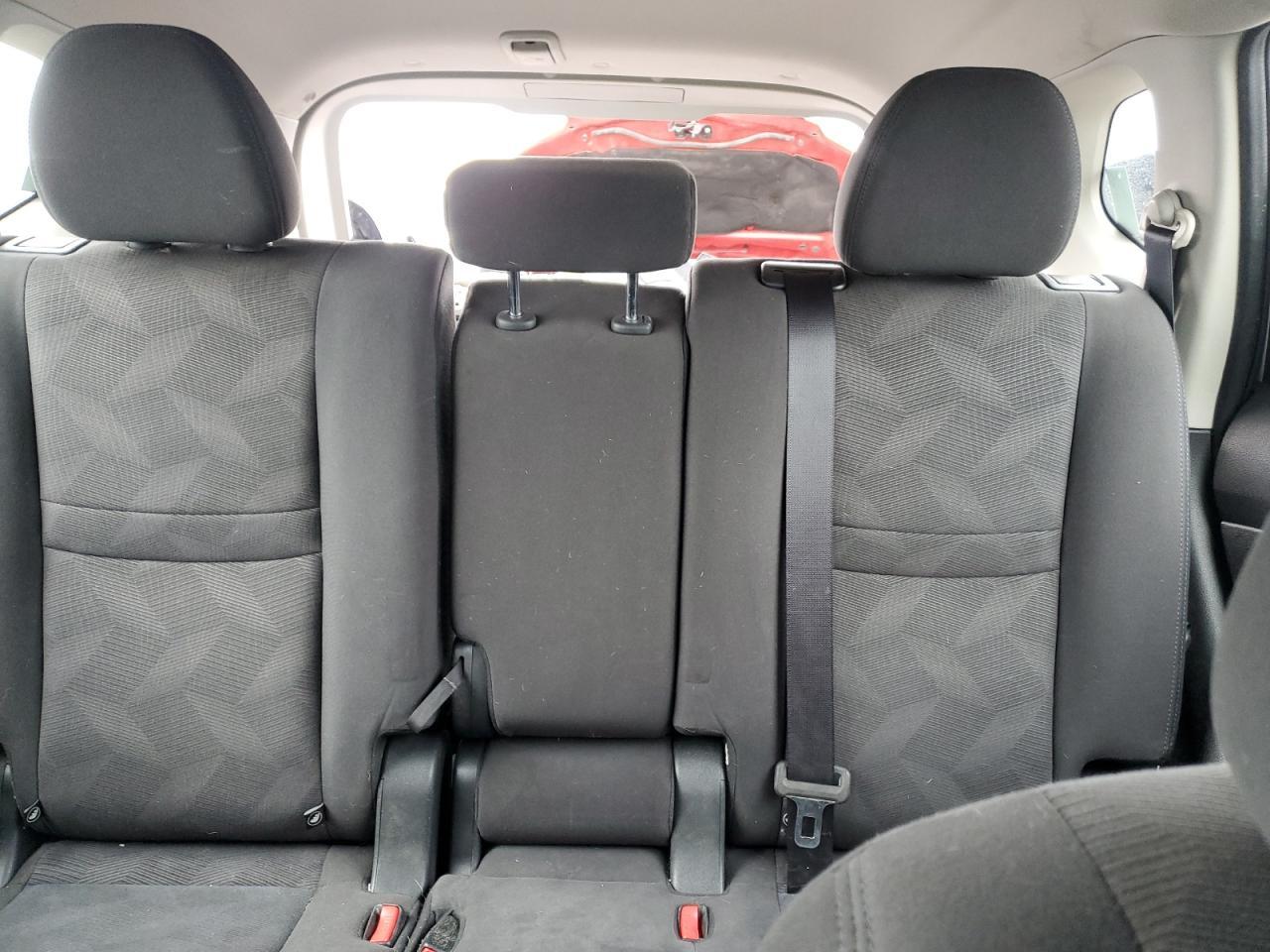 2016 NISSAN ROGUE