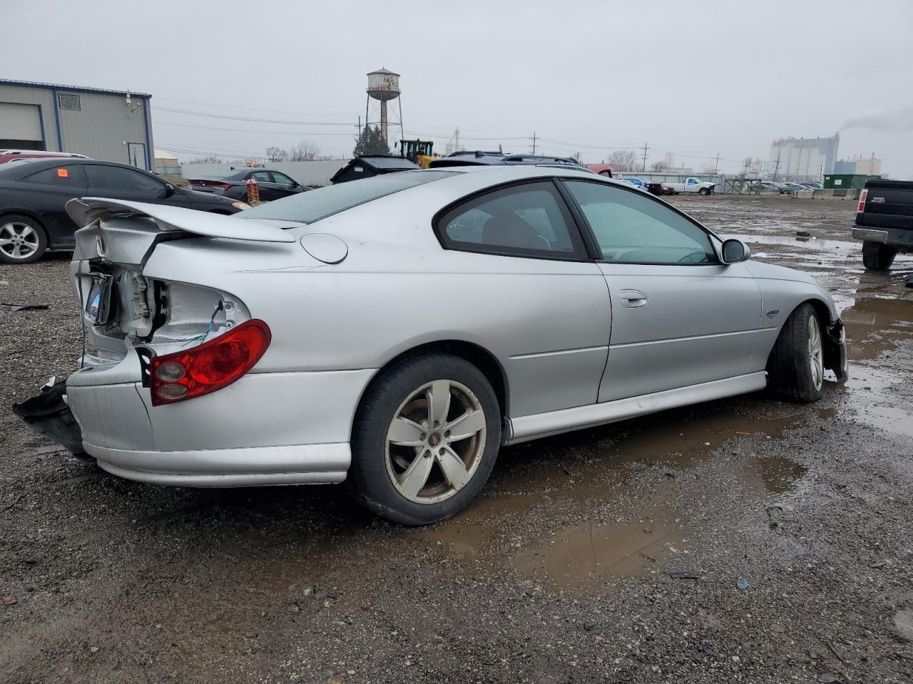 2004 PONTIAC Gto