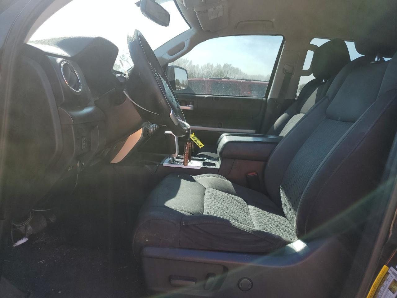 2016 TOYOTA TUNDRA