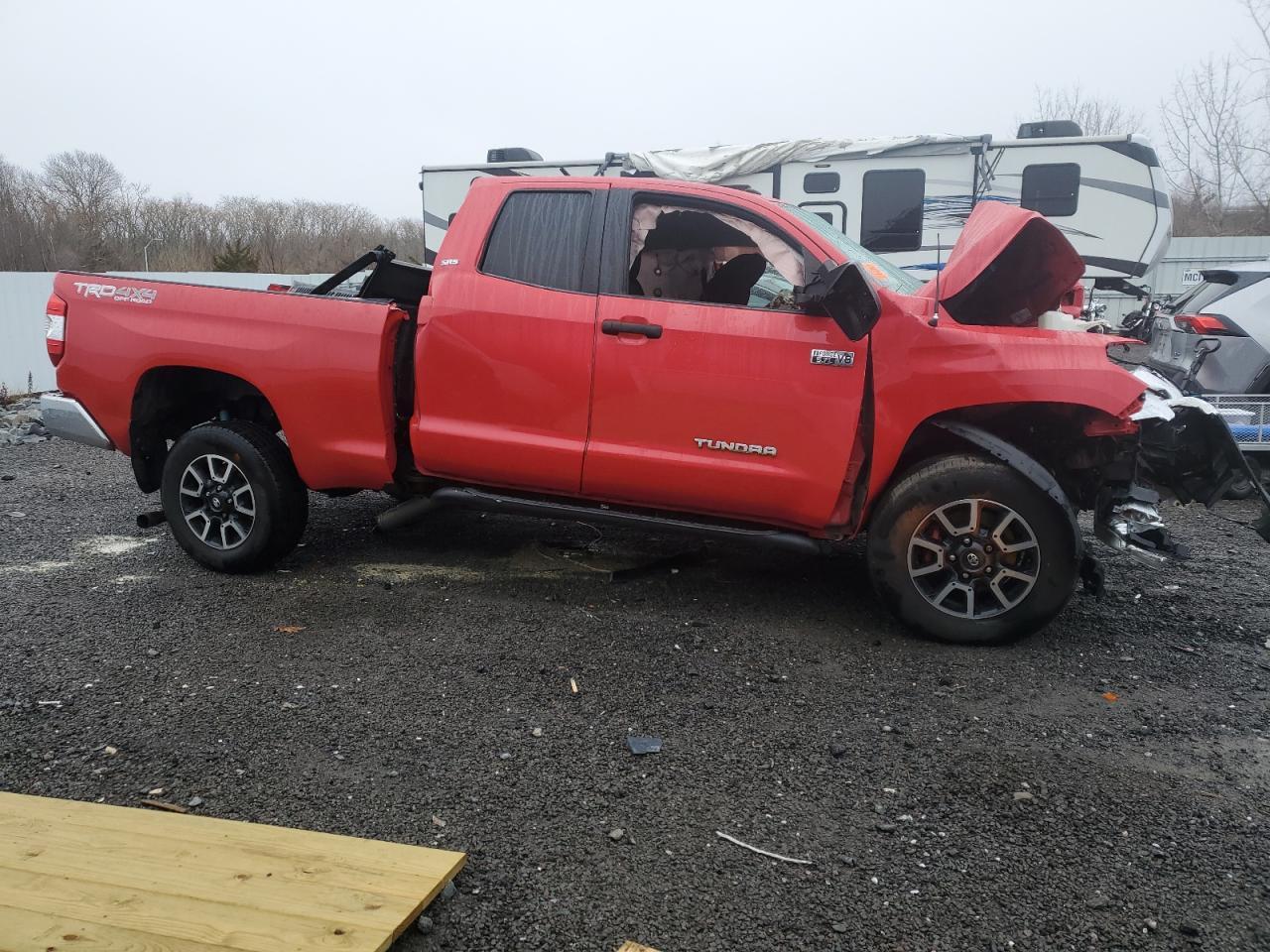2015 TOYOTA TUNDRA