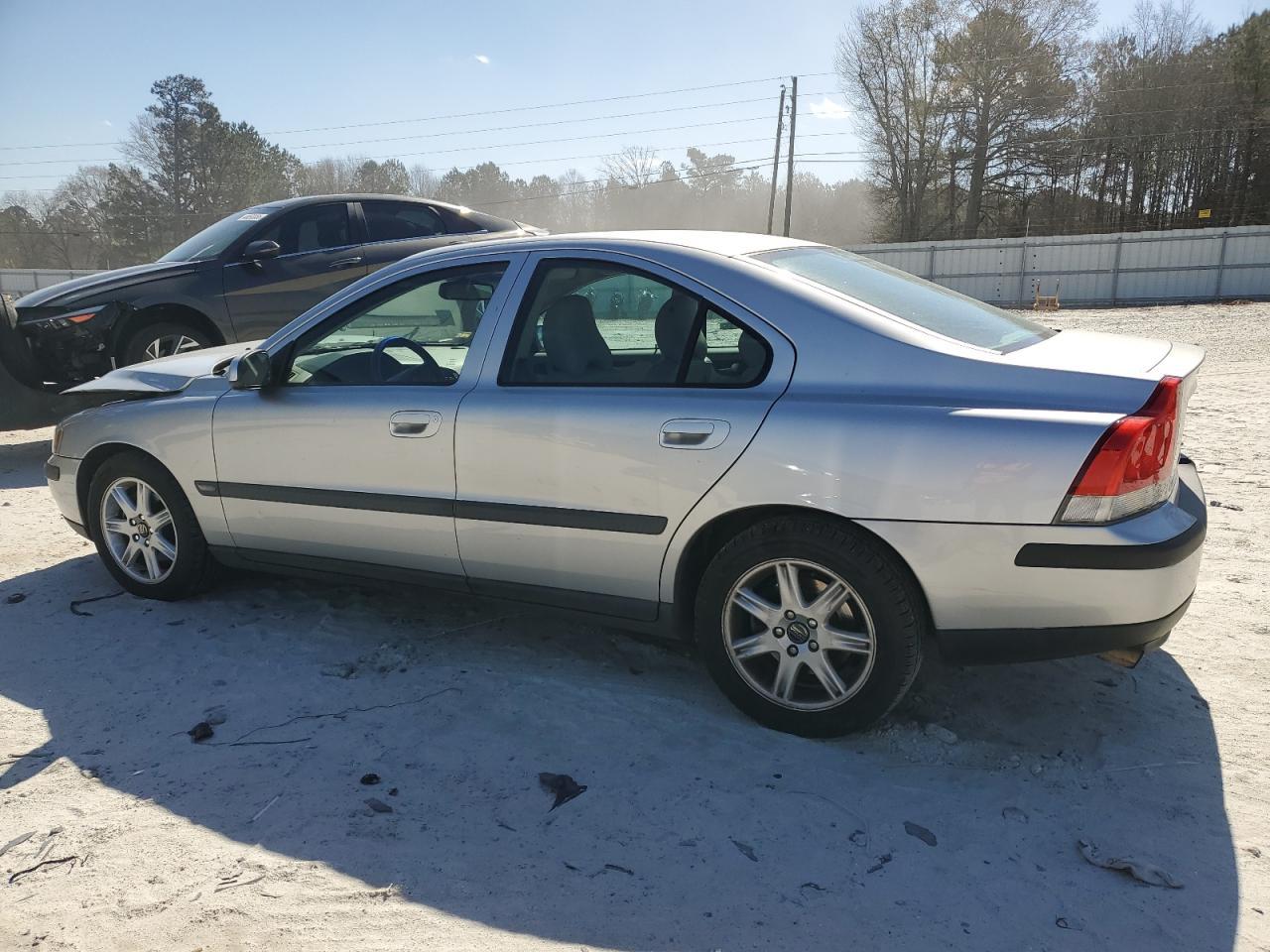 2002 VOLVO S60