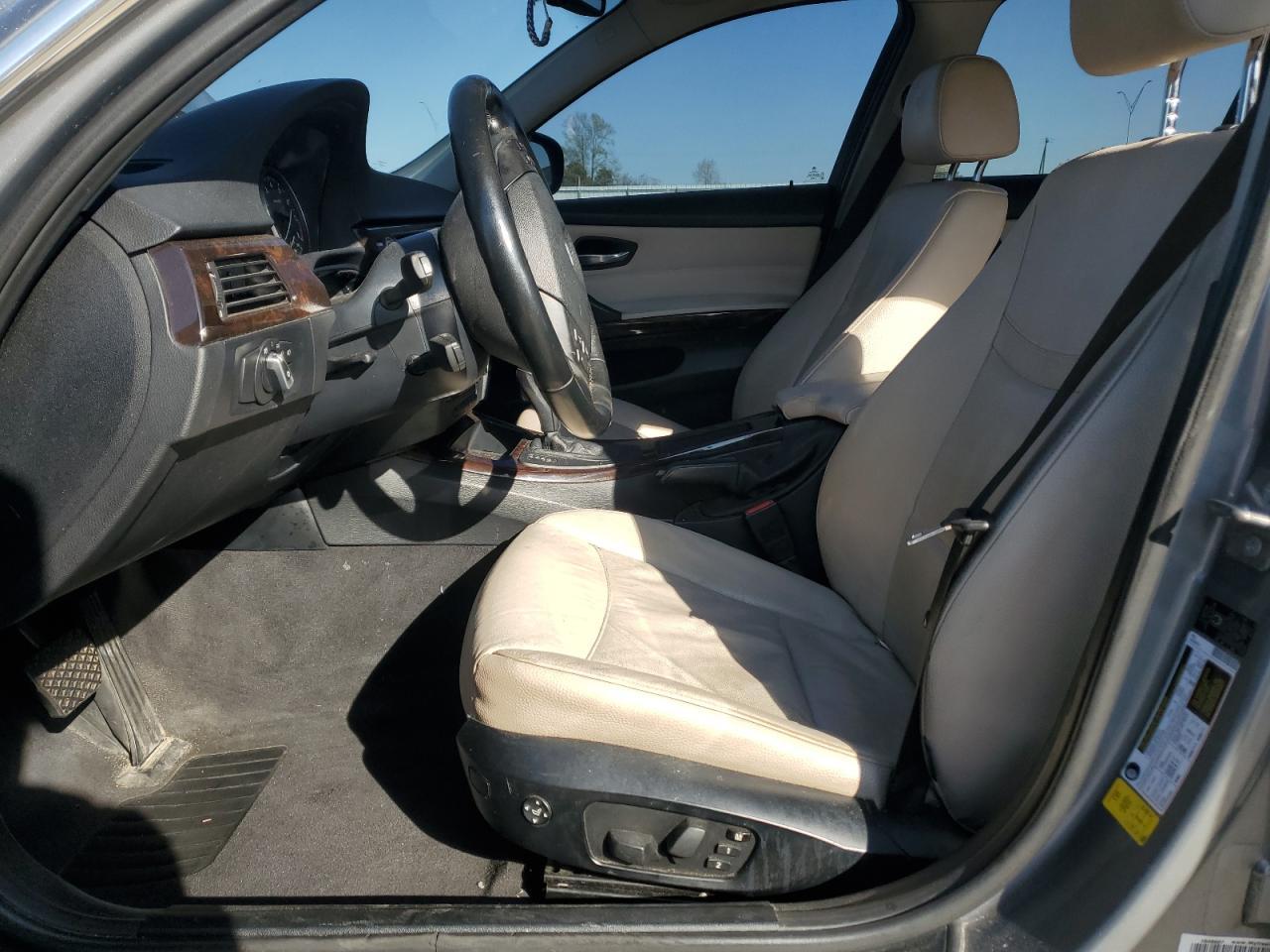 2011 BMW 3 SERIES