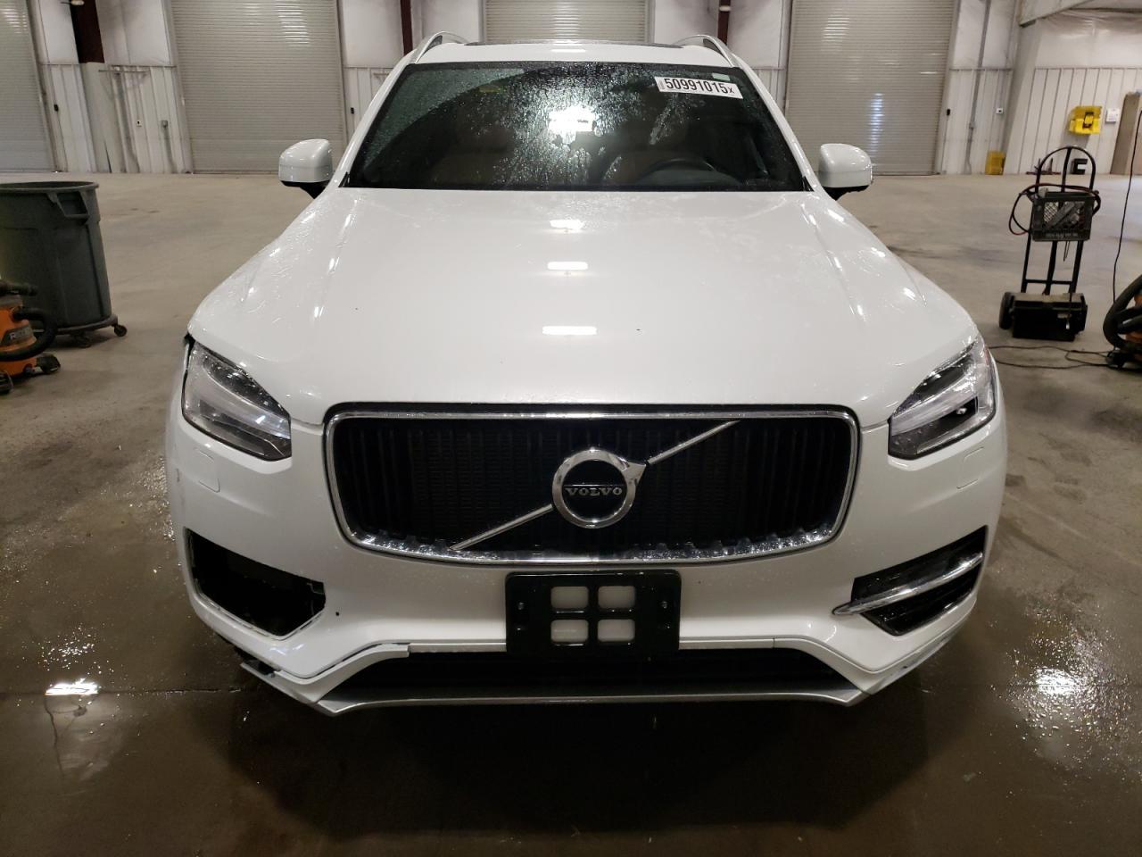 2018 VOLVO XC90
