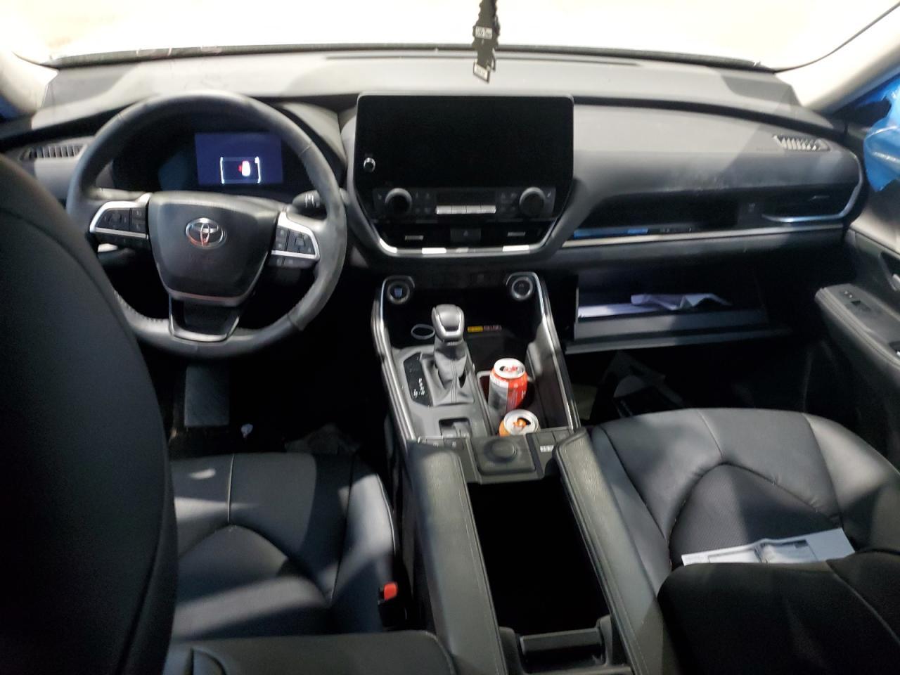 2024 TOYOTA HIGHLANDER