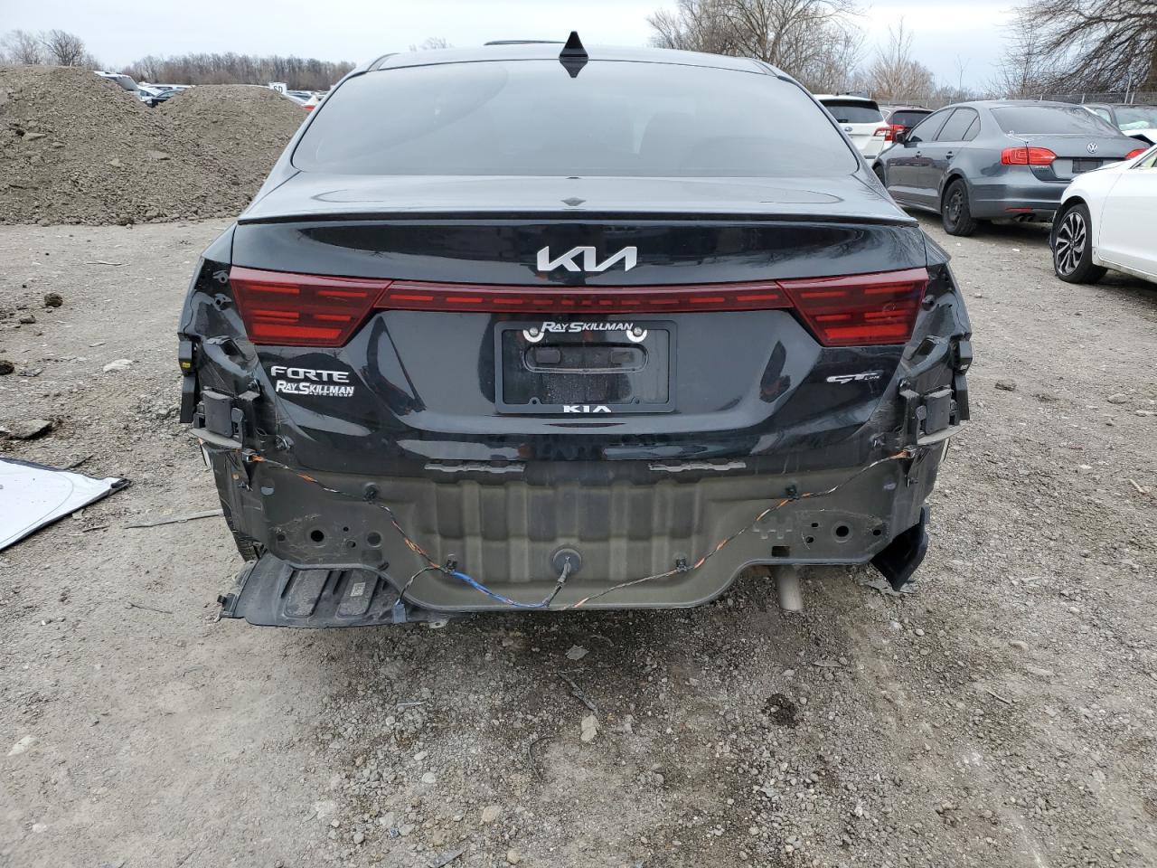2023 KIA FORTE