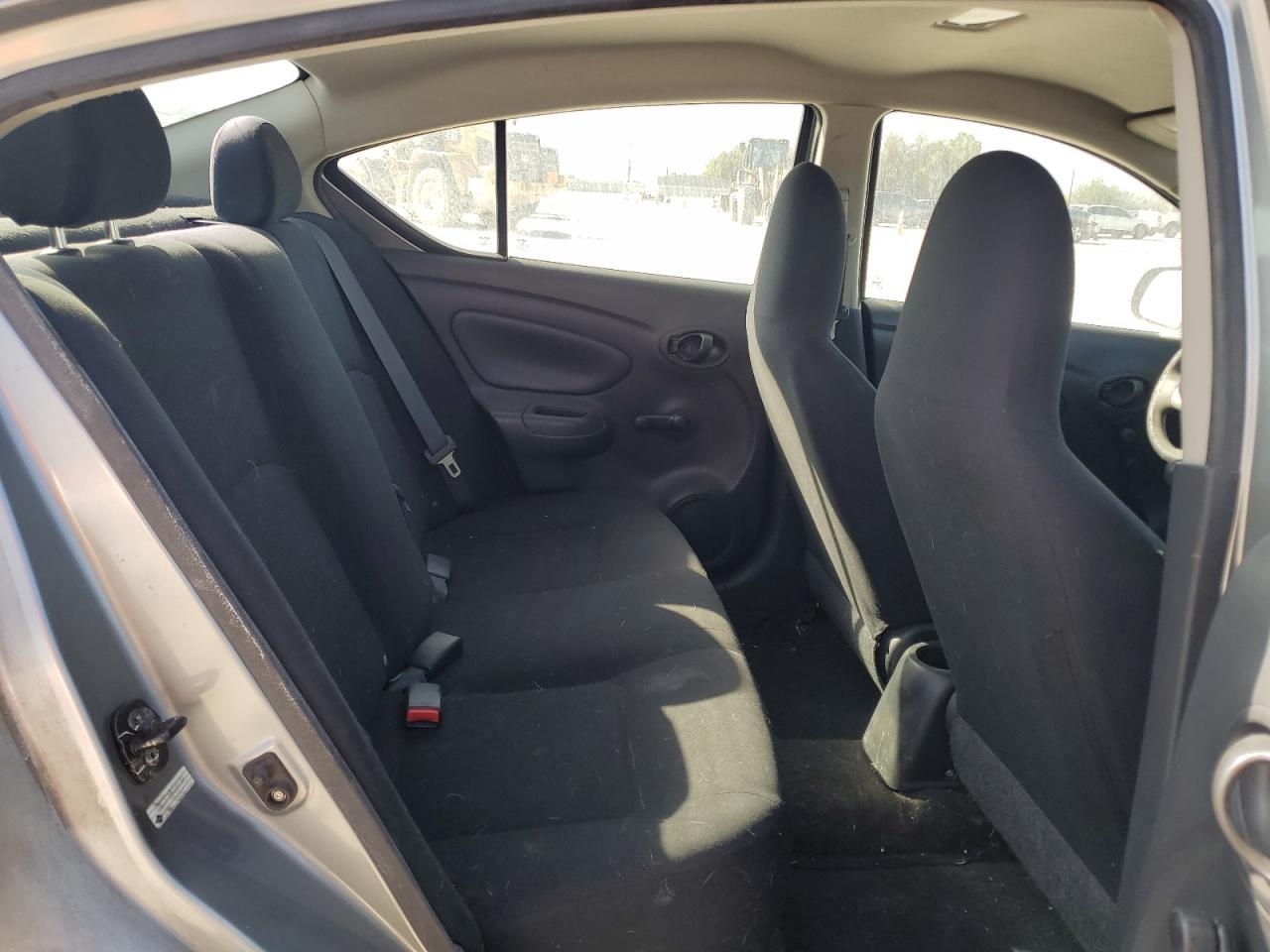 2012 NISSAN VERSA