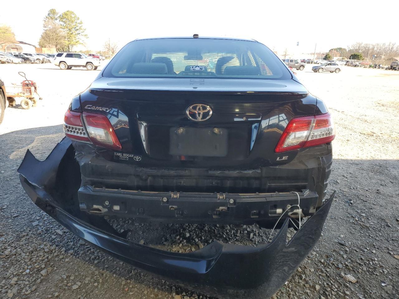 2011 TOYOTA CAMRY