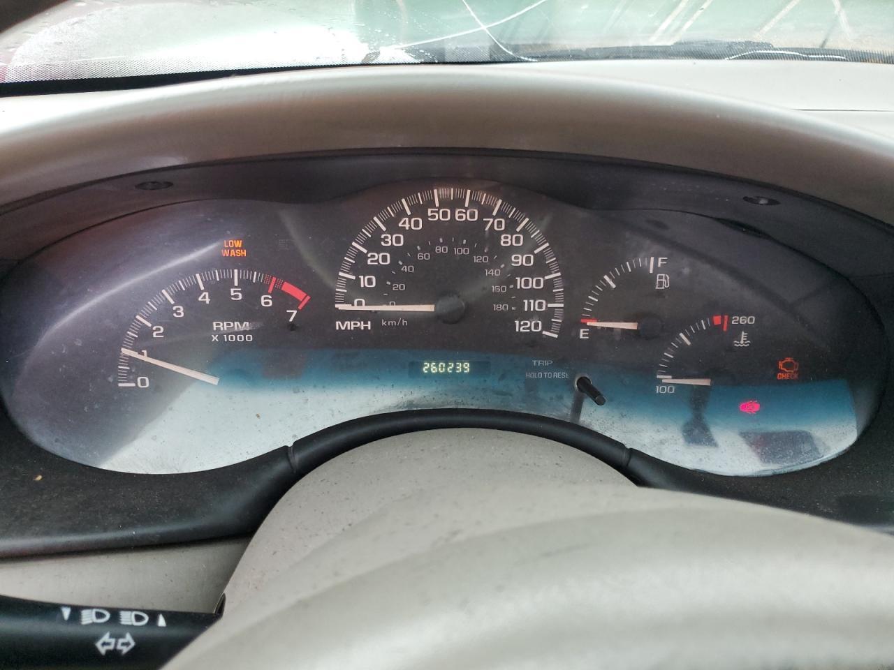 2004 CHEVROLET Classic