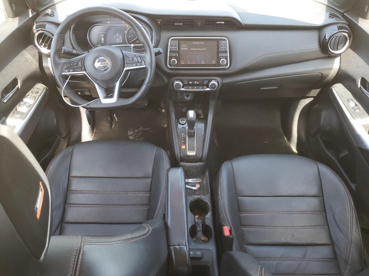 2019 NISSAN KICKS