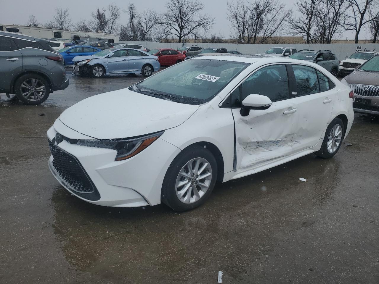 2022 TOYOTA COROLLA