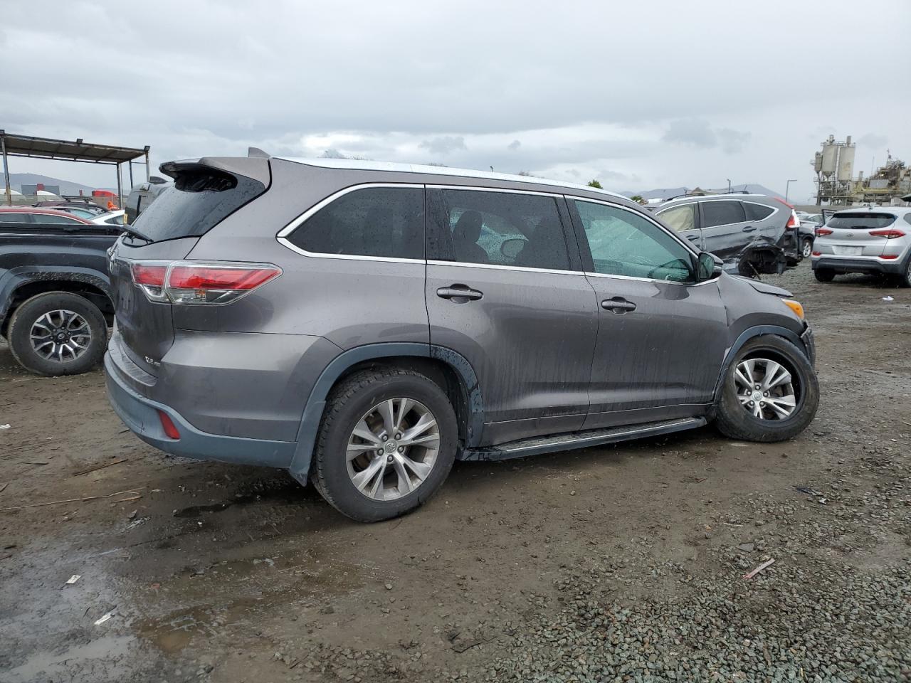 2014 TOYOTA HIGHLANDER