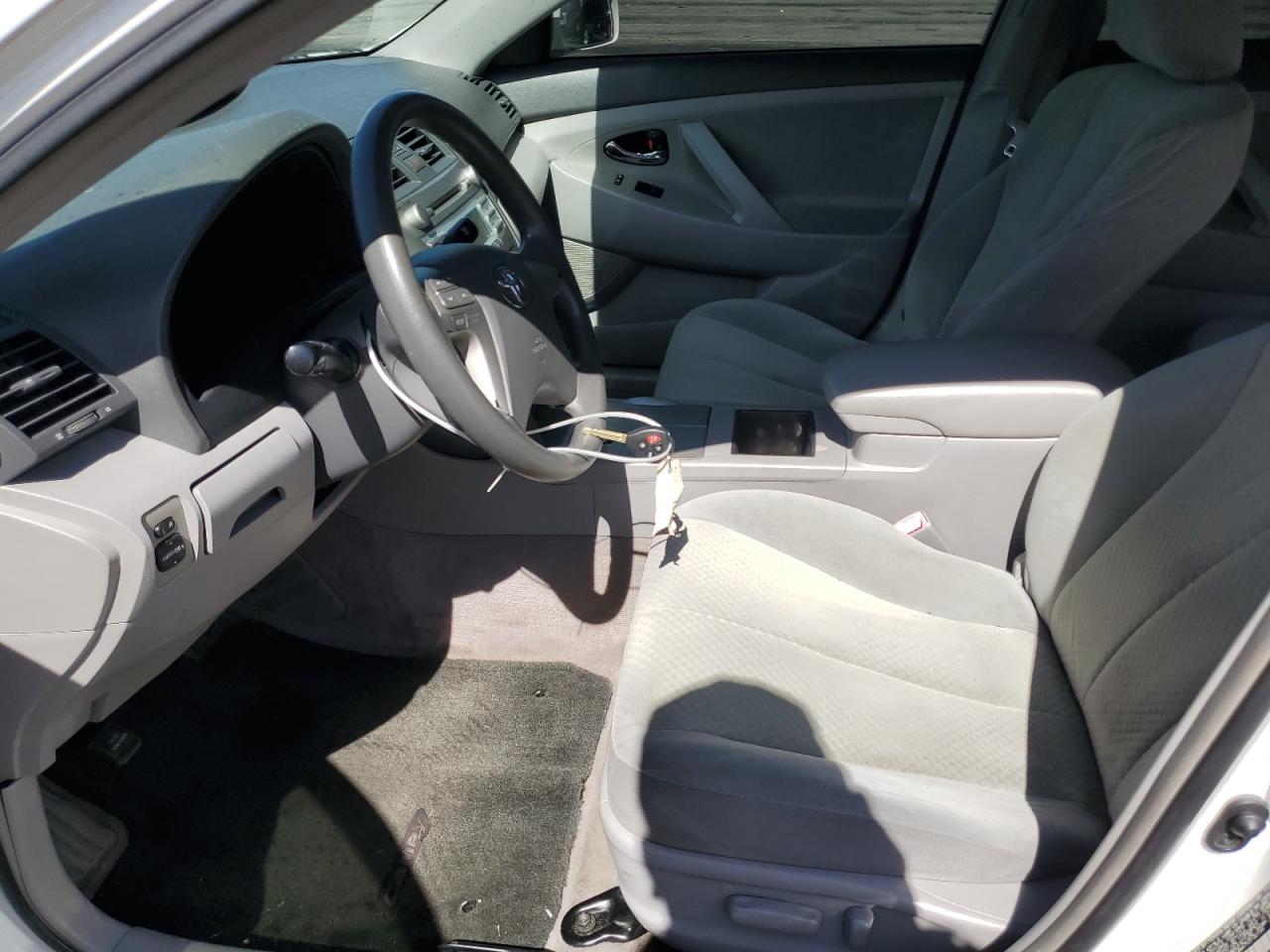 2009 TOYOTA CAMRY