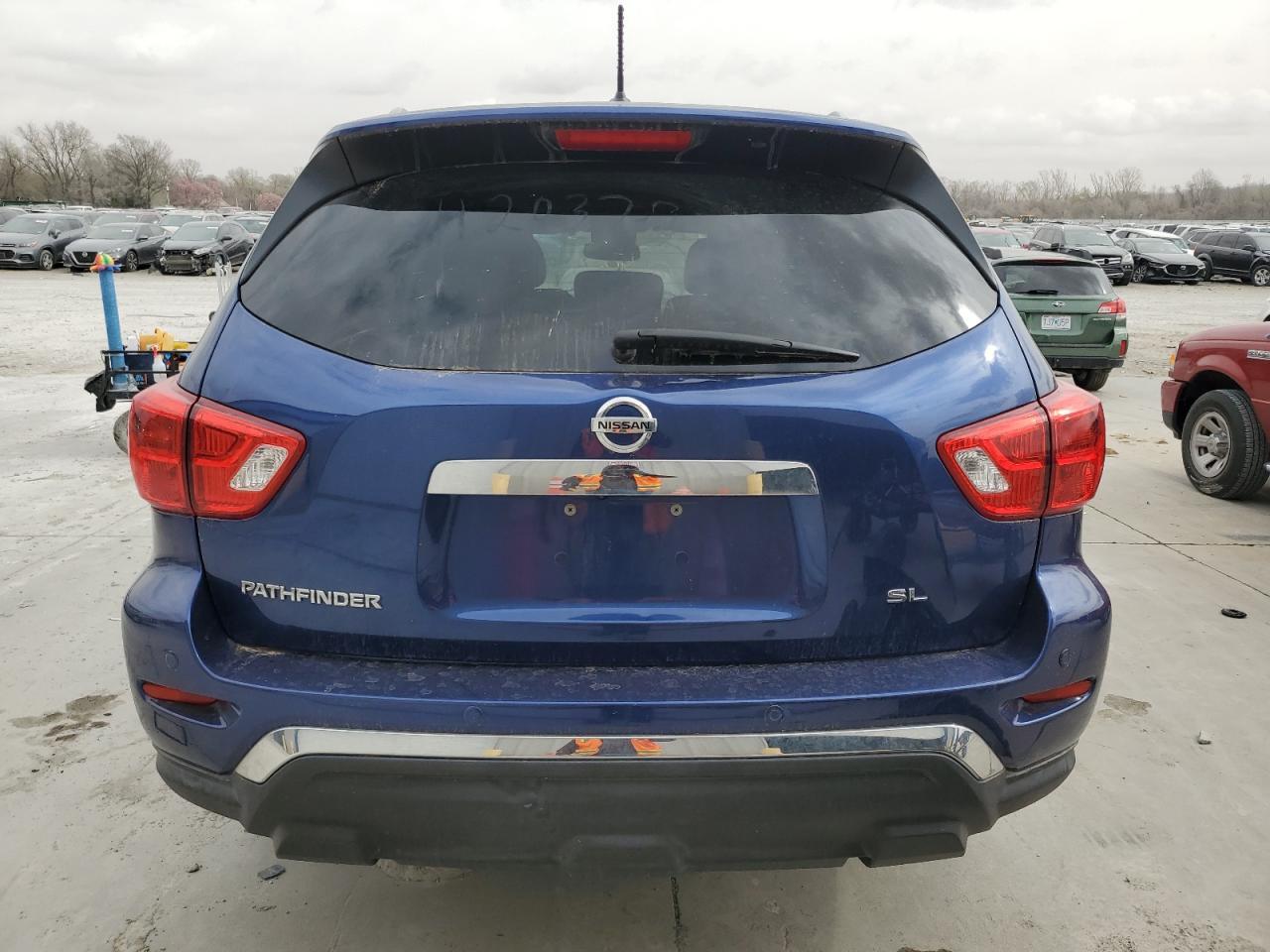 2018 NISSAN PATHFINDER