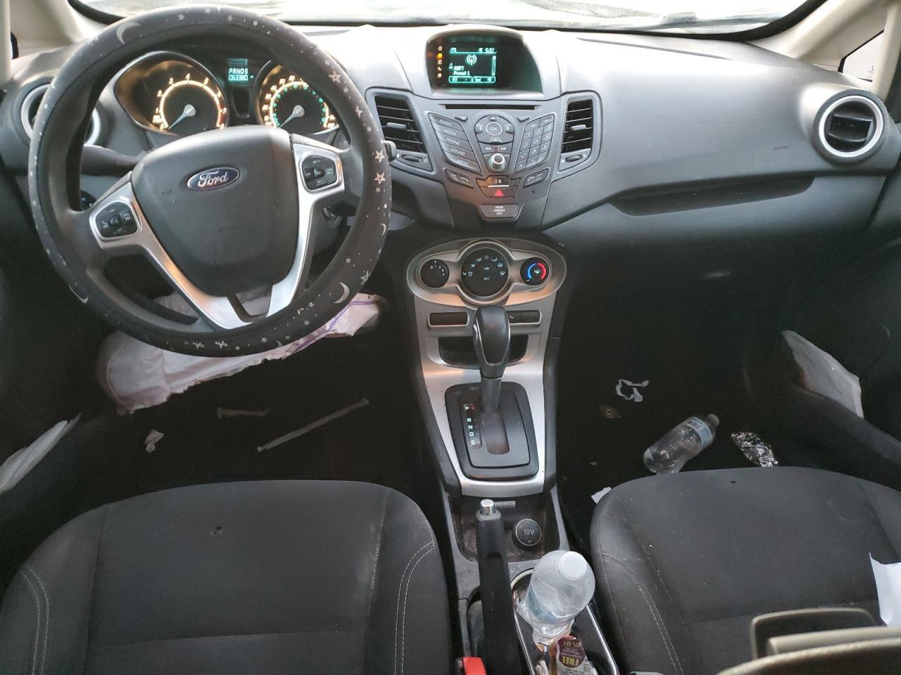 2017 FORD Fiesta