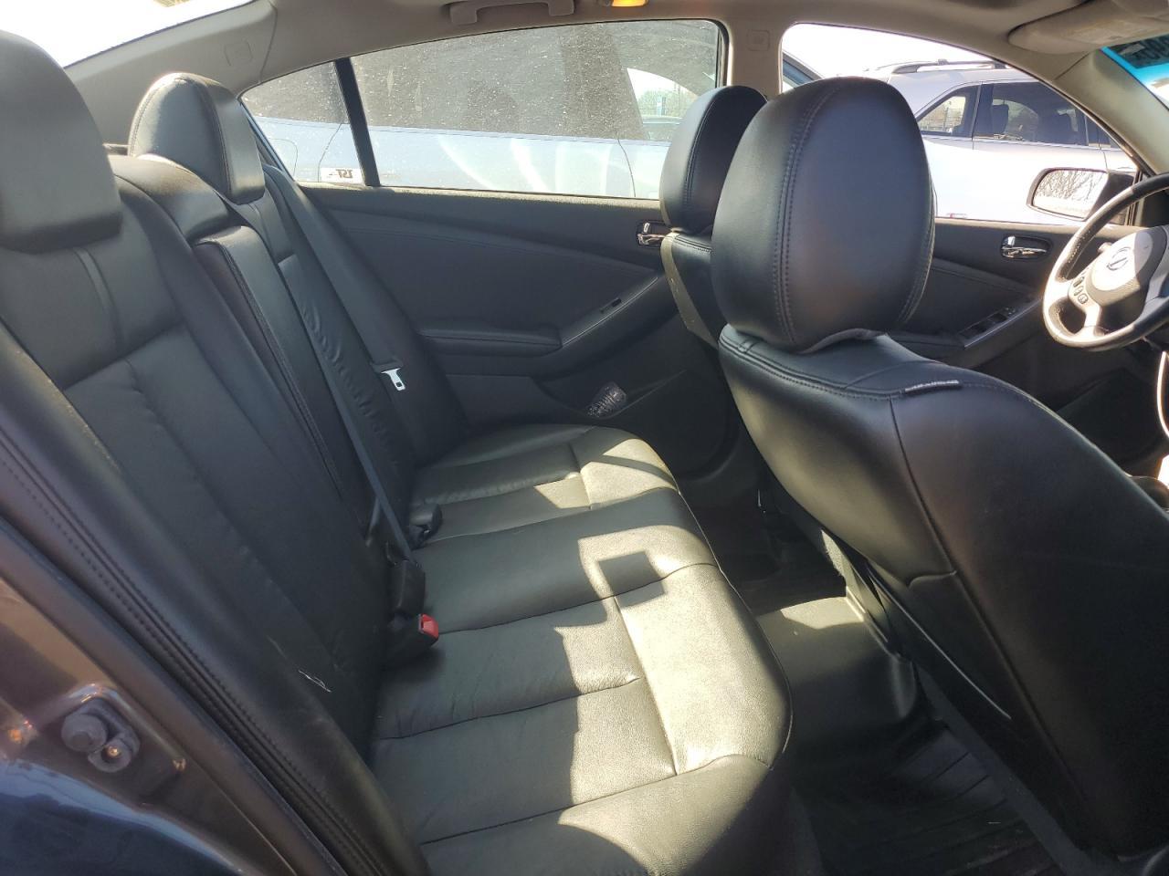 2012 NISSAN ALTIMA
