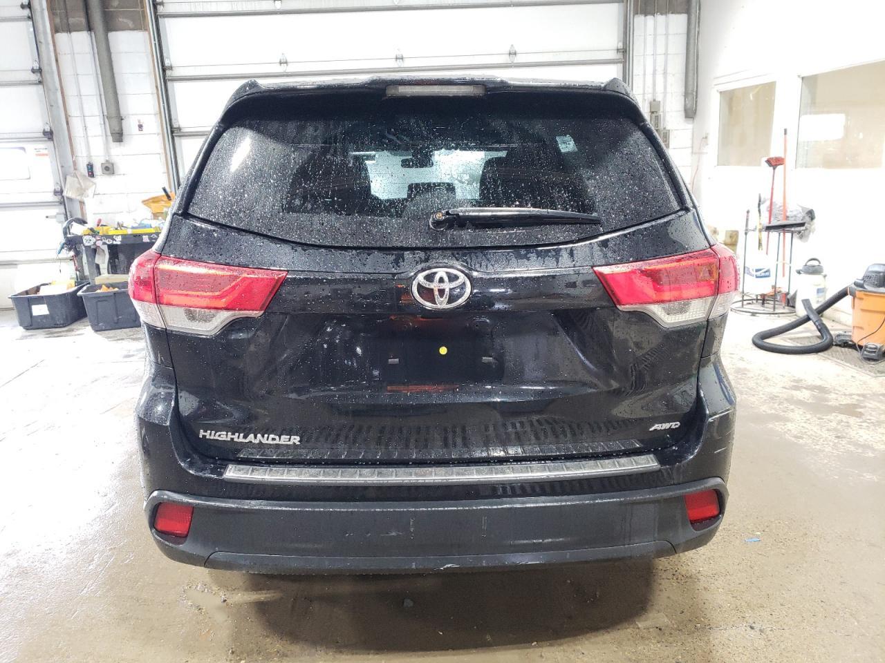 2019 TOYOTA HIGHLANDER
