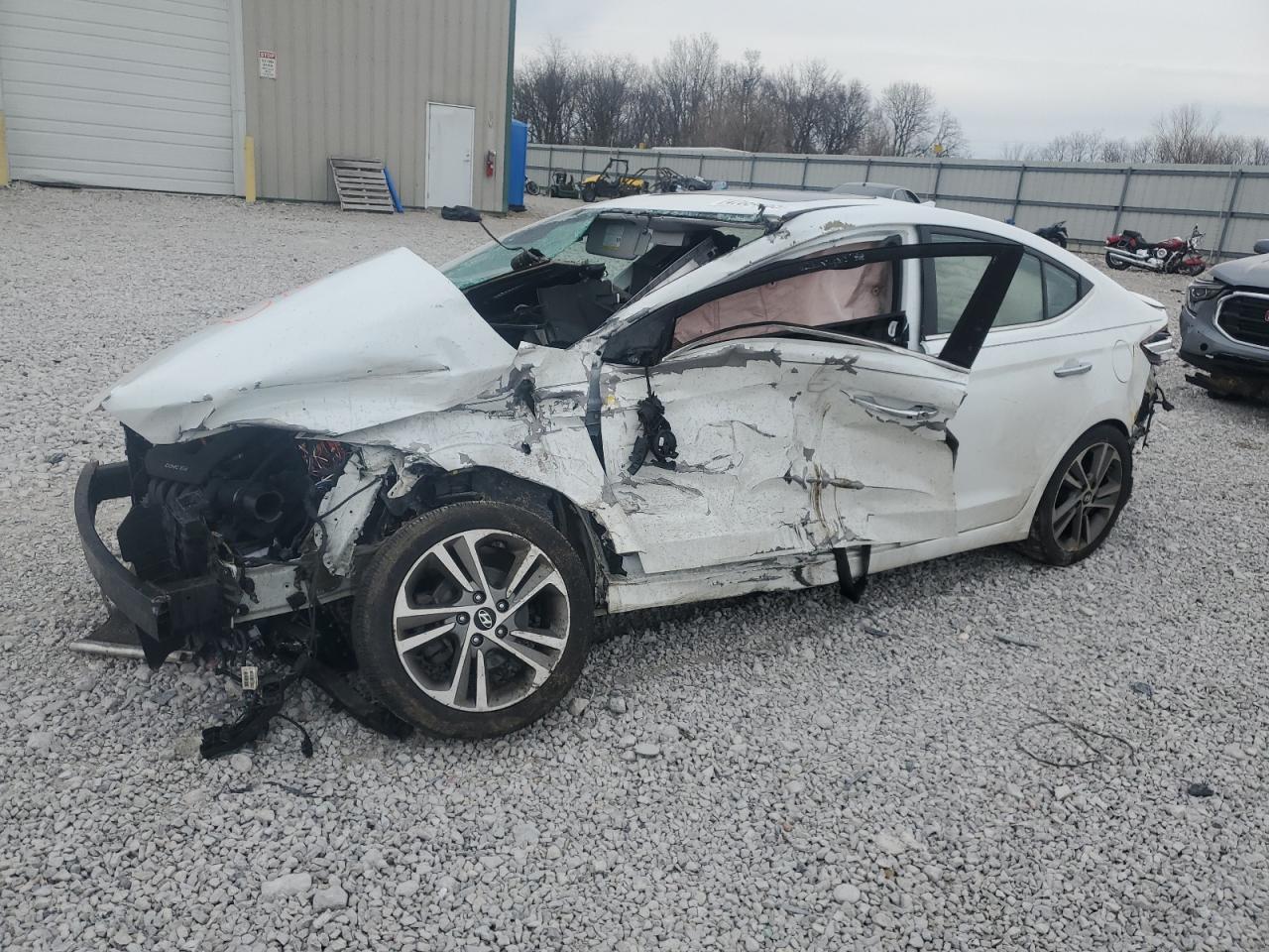 2017 HYUNDAI ELANTRA
