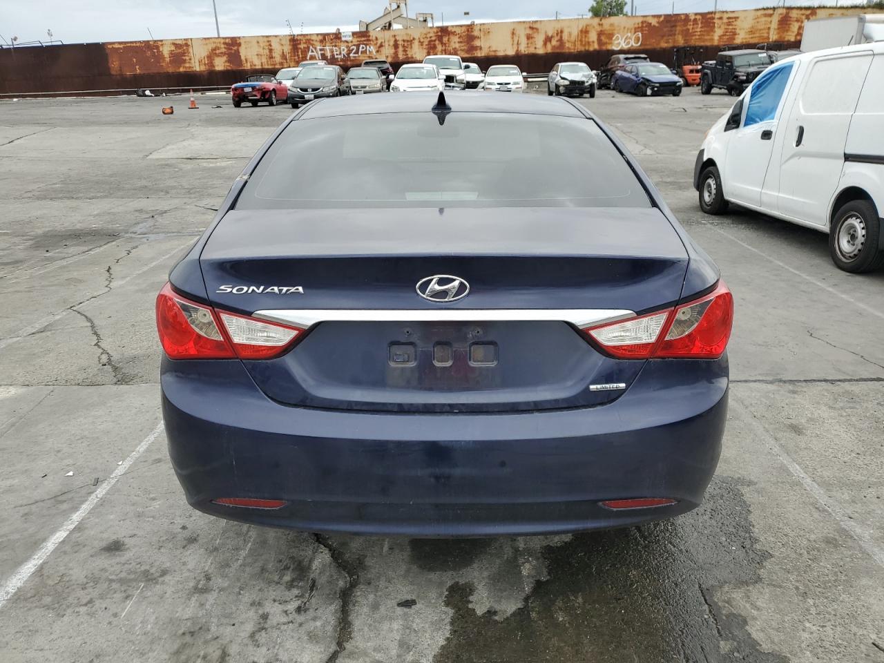 2011 HYUNDAI SONATA