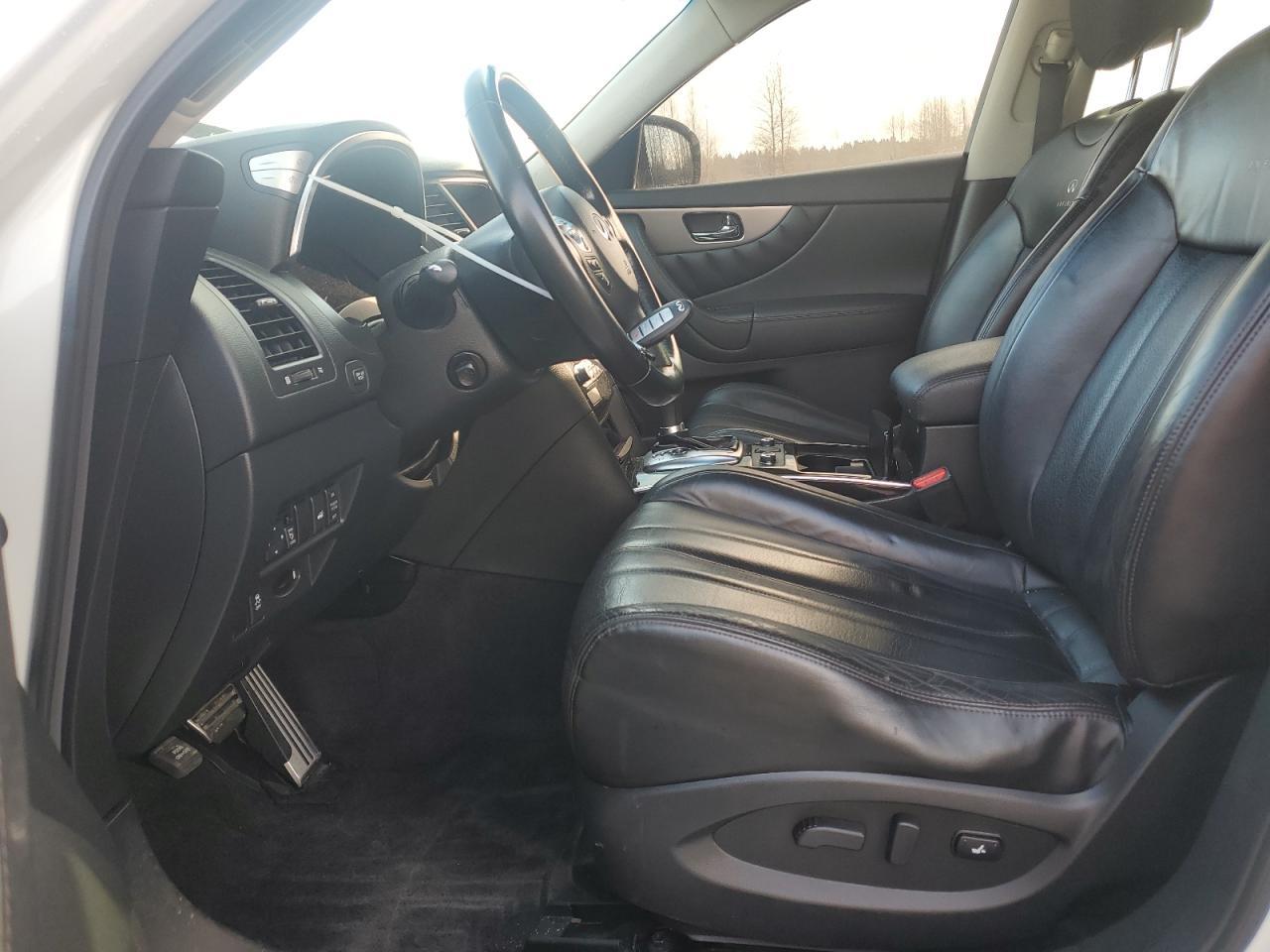 2013 INFINITI FX37