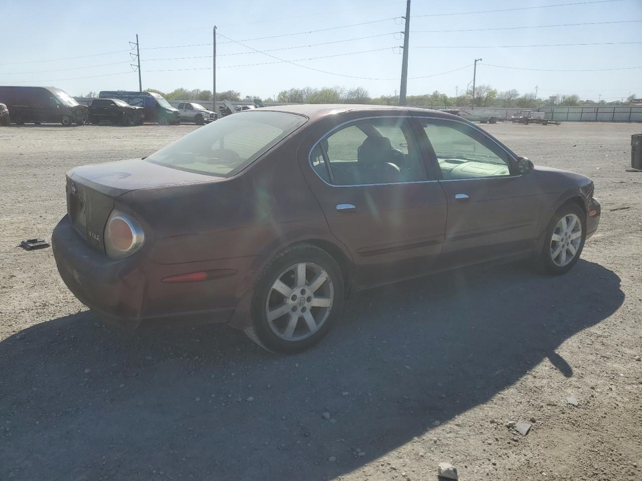2002 NISSAN Maxima